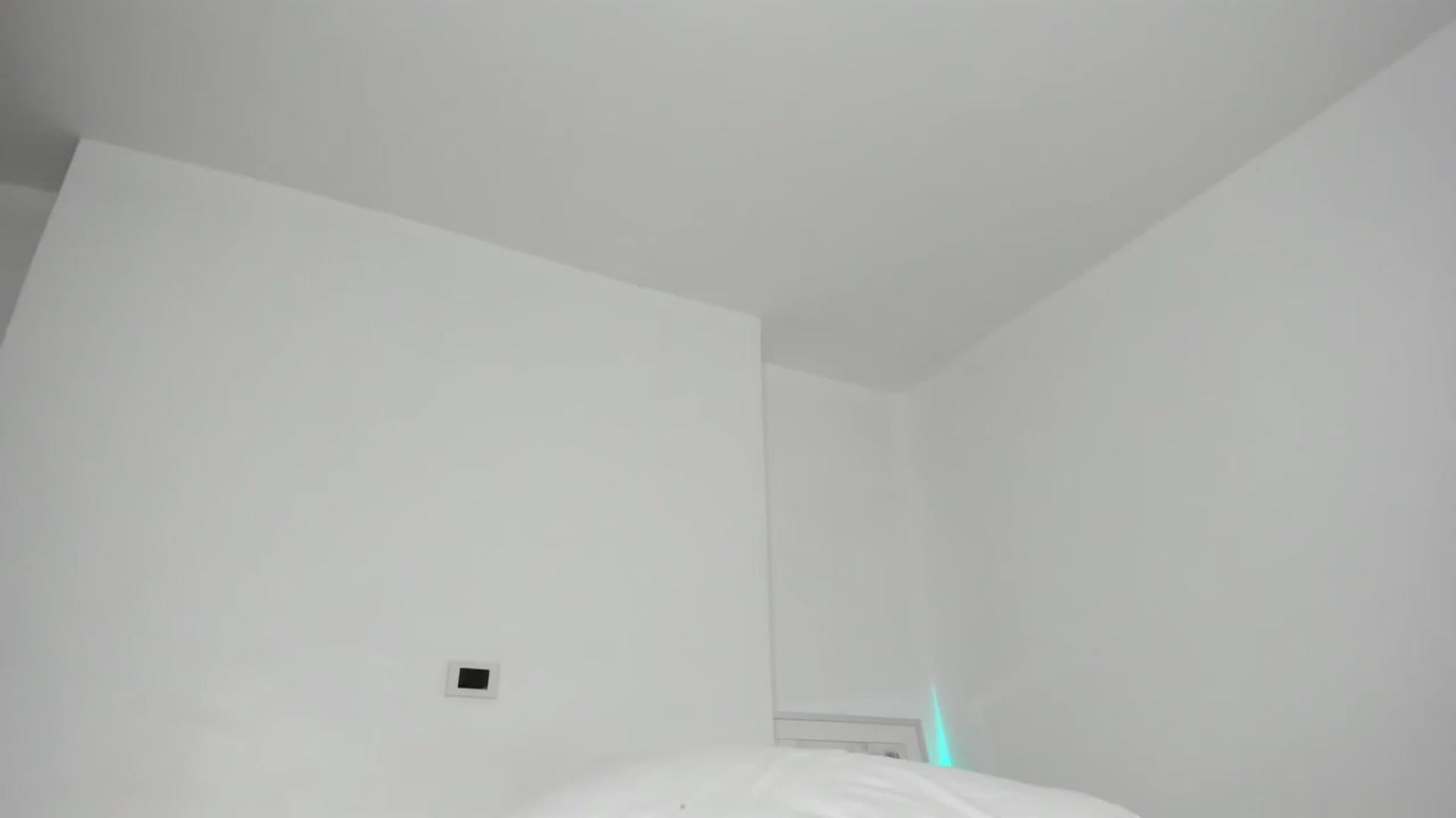 Gallery image thumbnail from EMILIANA_CRUZ's myfreecams stream on, 11/16/2024, 01:42 image 17 of 20