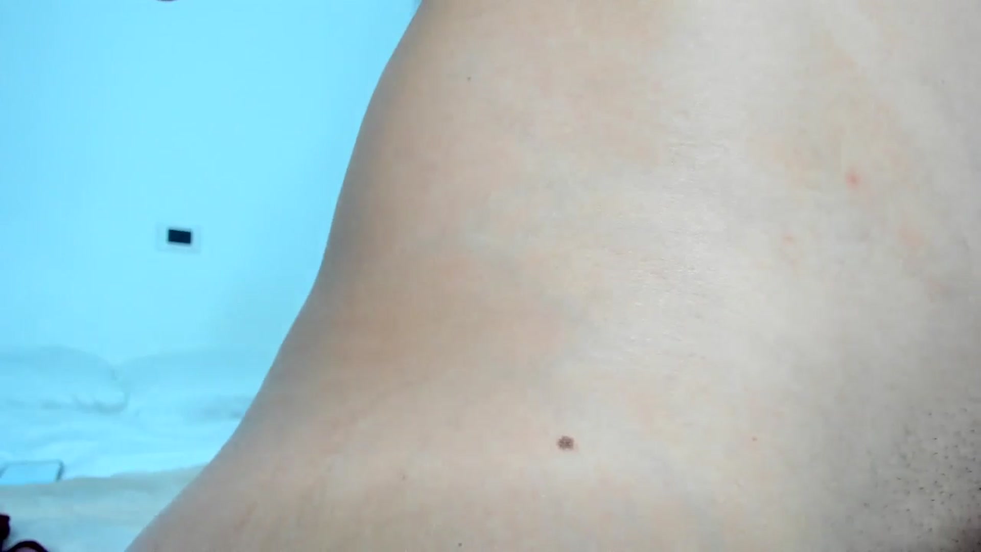 Gallery image thumbnail from EMILIANA_CRUZ's myfreecams stream on, 11/30/2024, 01:37 image 10 of 20