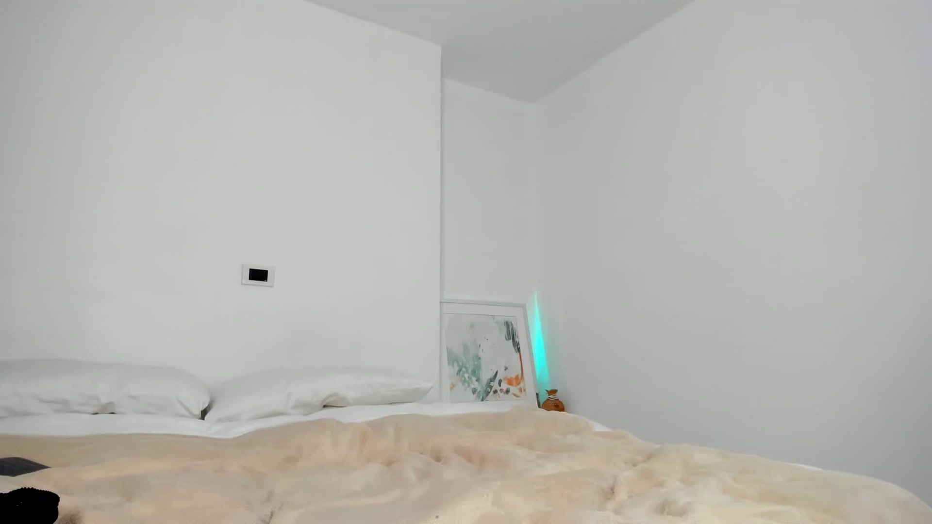Gallery image thumbnail from EMILIANA_CRUZ's myfreecams stream on, 12/30/2024, 22:55 image 11 of 20