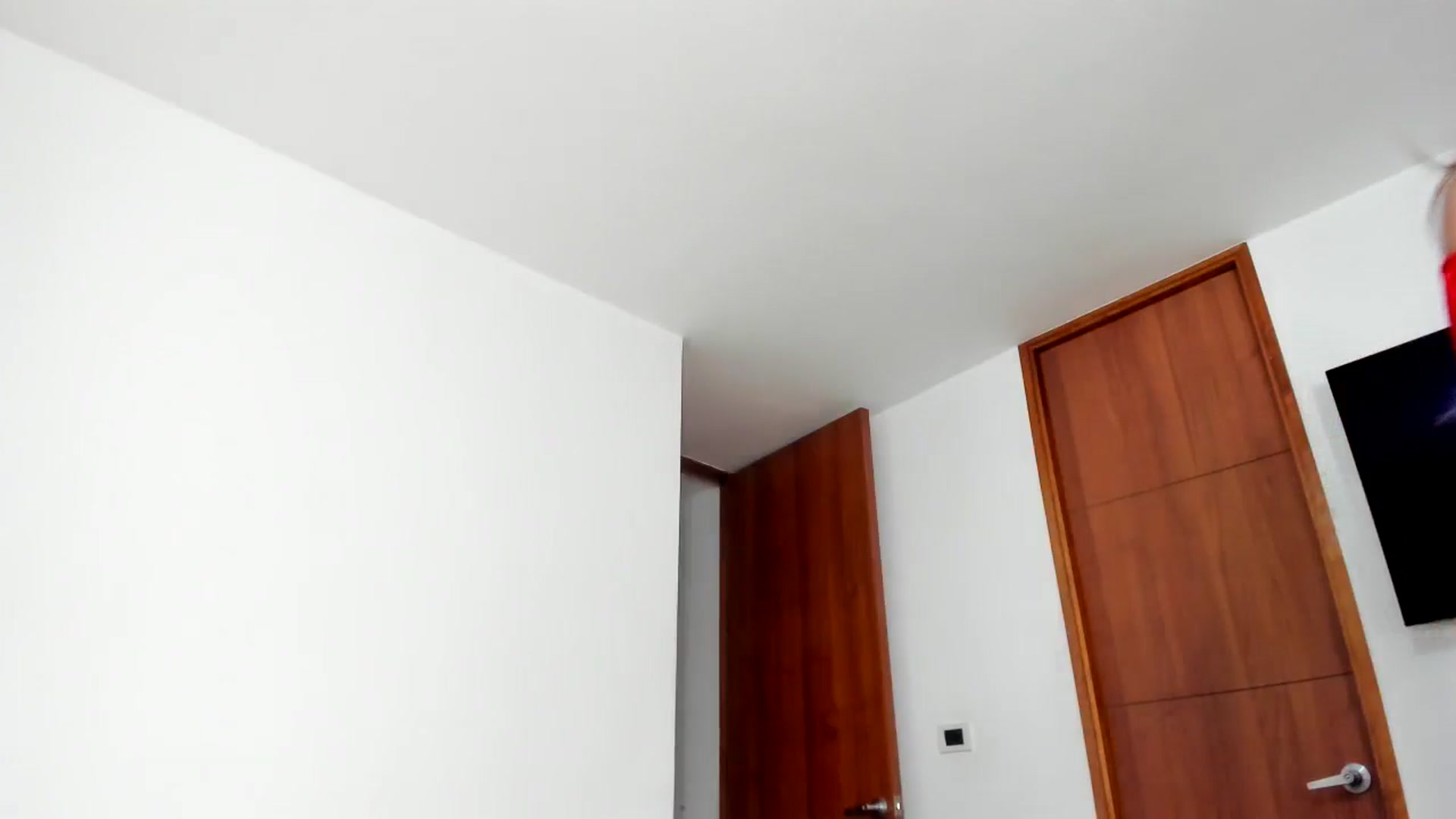Gallery image thumbnail from EMILIANA_CRUZ's myfreecams stream on, 01/29/2025, 01:40 image 12 of 20