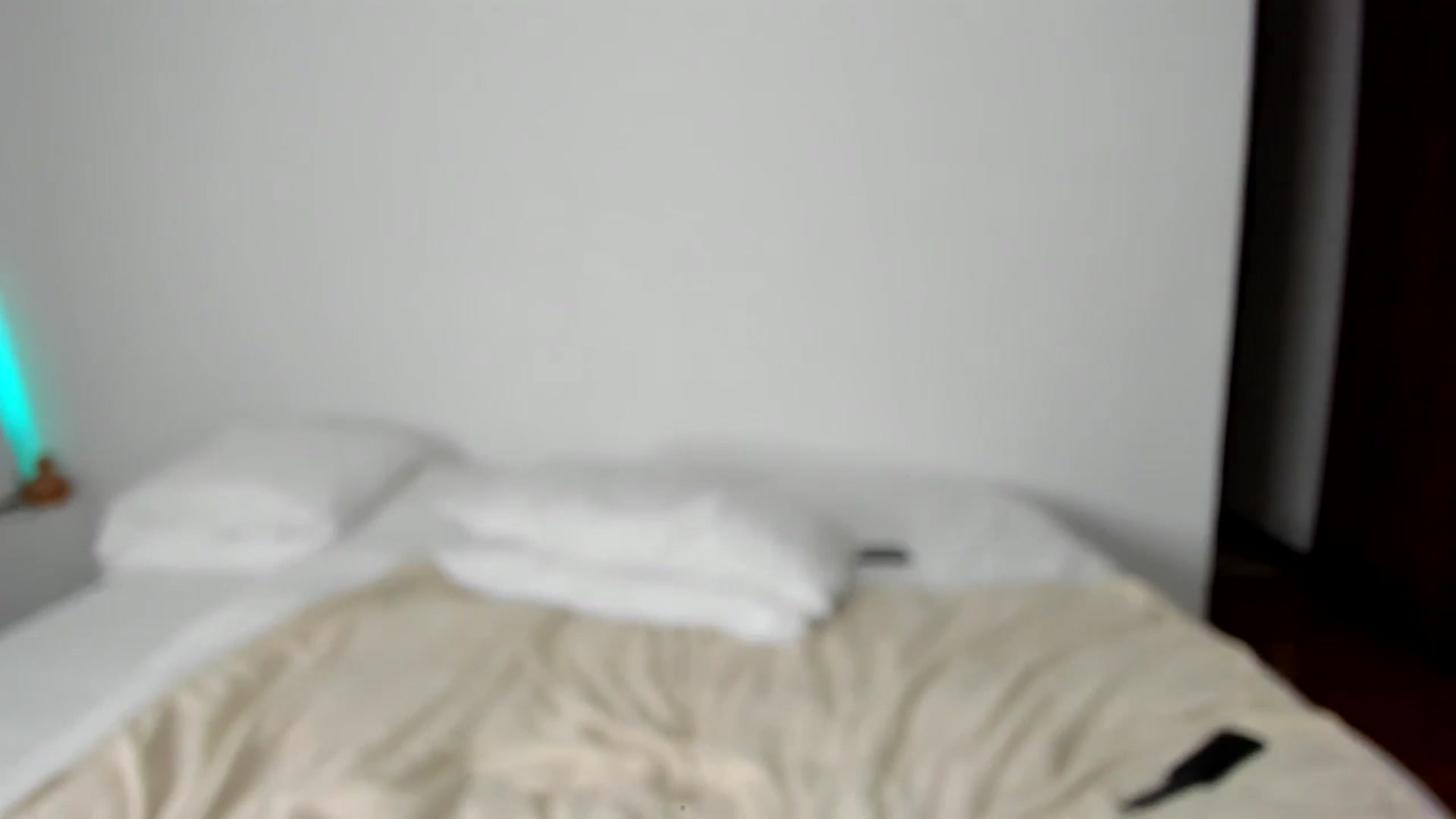 Gallery image thumbnail from EMILIANA_CRUZ's myfreecams stream on, 02/07/2025, 24:37 image 20 of 20