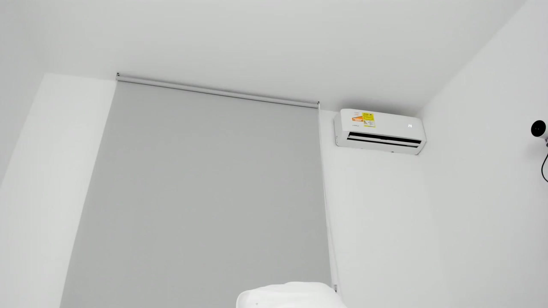 Gallery image thumbnail from EMILIANA_CRUZ's myfreecams stream on, 02/20/2025, 23:41 image 19 of 20