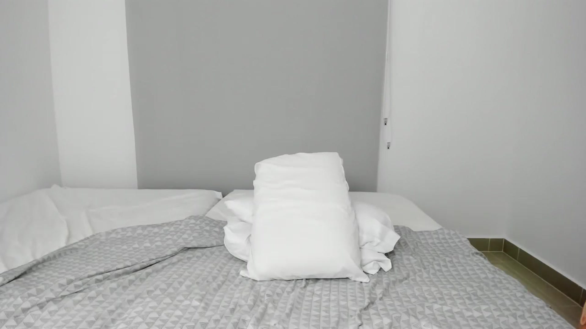 Gallery image thumbnail from EMILIANA_CRUZ's myfreecams stream on, 02/20/2025, 23:41 image 5 of 20