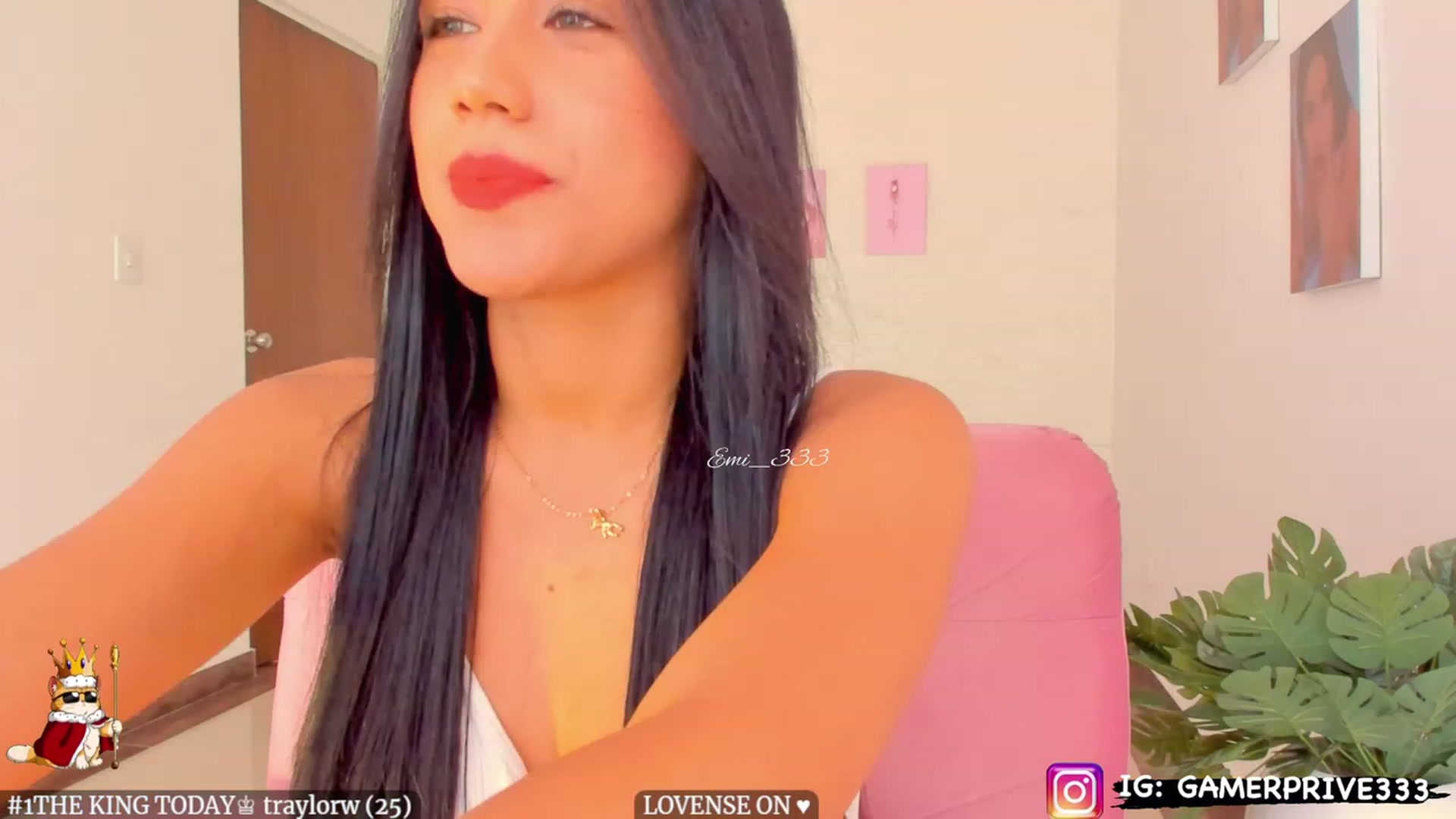 Gallery image thumbnail from EMI_333's myfreecams stream on, 01/16/2023, 17:36 image 13 of 20