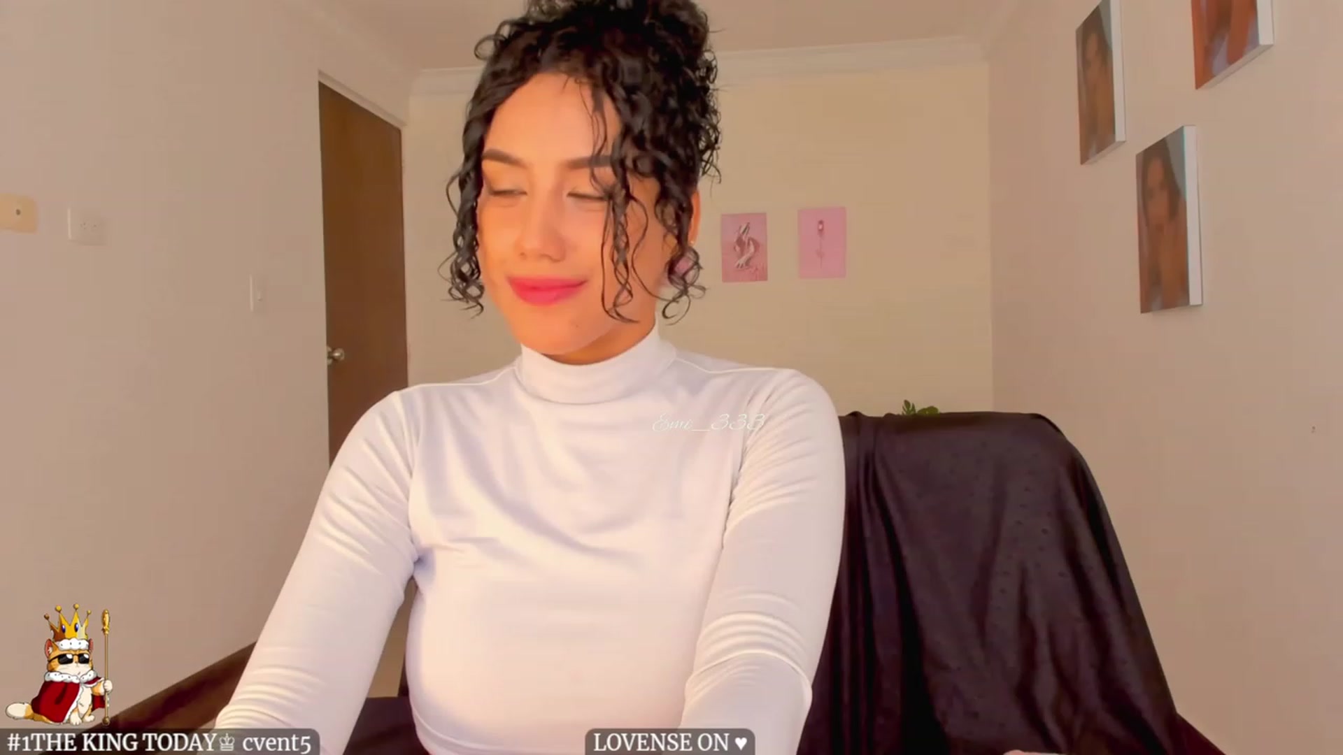 Gallery image thumbnail from EMI_333's myfreecams stream on, 05/30/2023, 16:37 image 9 of 20