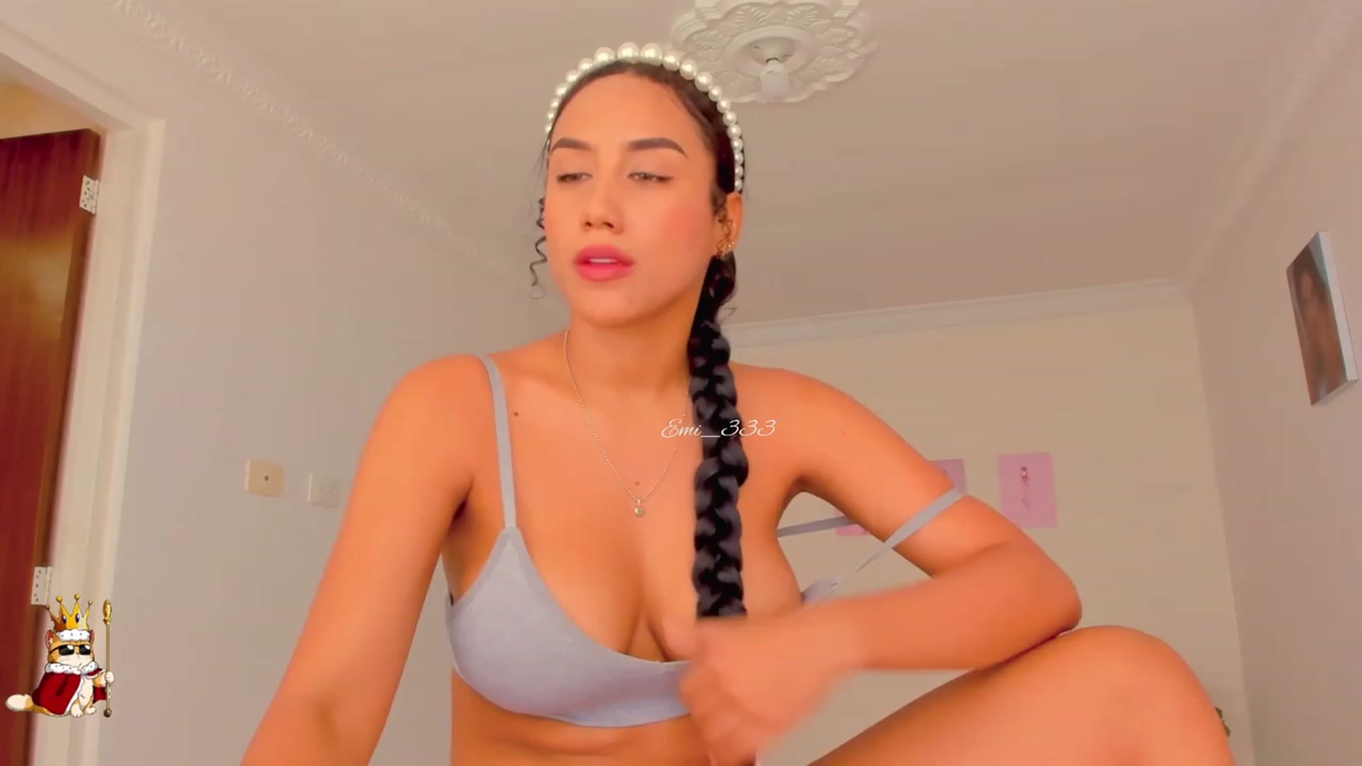Gallery image thumbnail from EMI_333's myfreecams stream on, 06/02/2023, 17:08 image 8 of 20