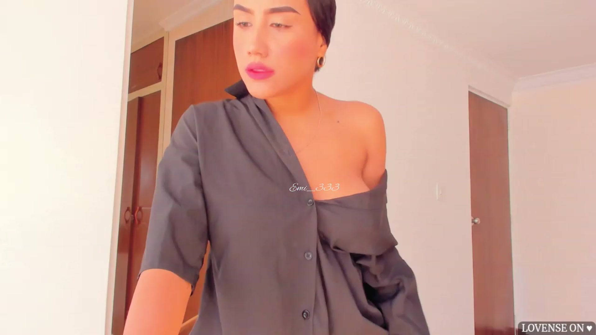 Gallery image thumbnail from EMI_333's myfreecams stream on, 06/14/2023, 14:35 image 10 of 20