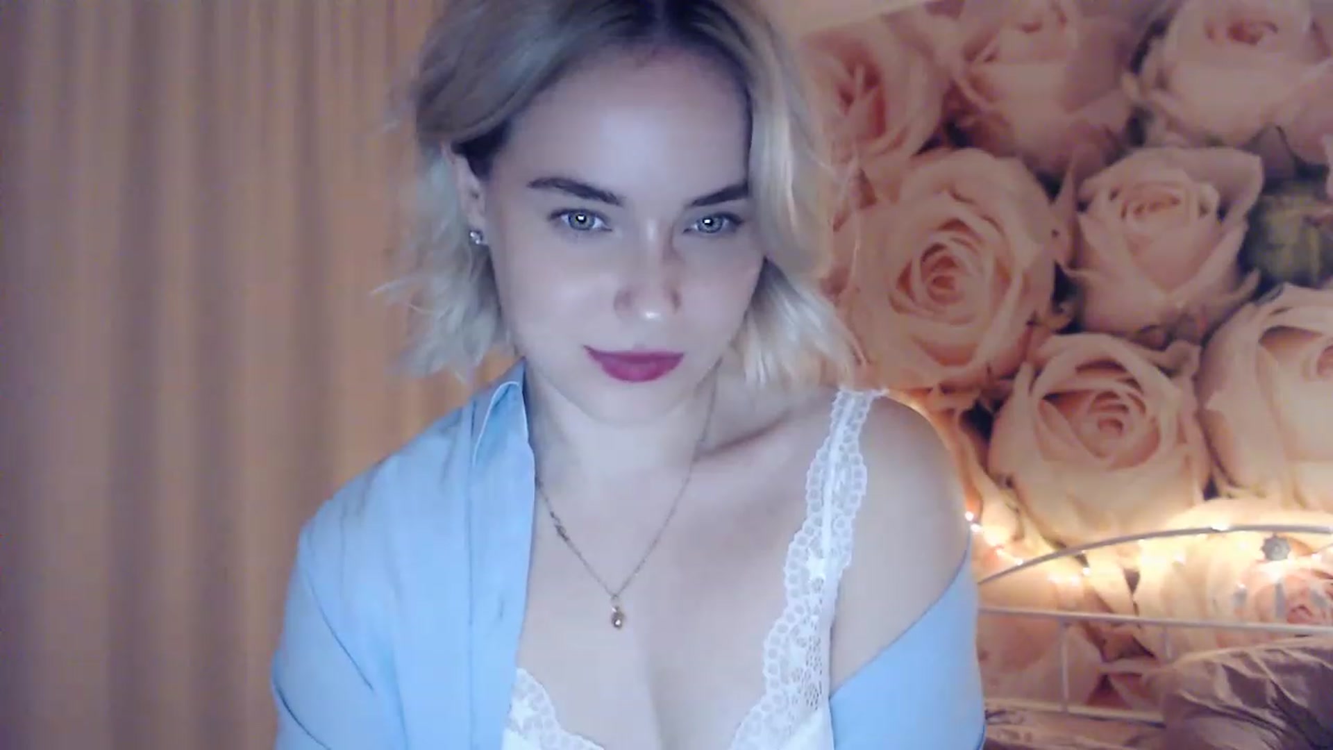 Gallery image thumbnail from EMMA_U2's myfreecams stream on, 01/13/2023, 01:22 image 16 of 20