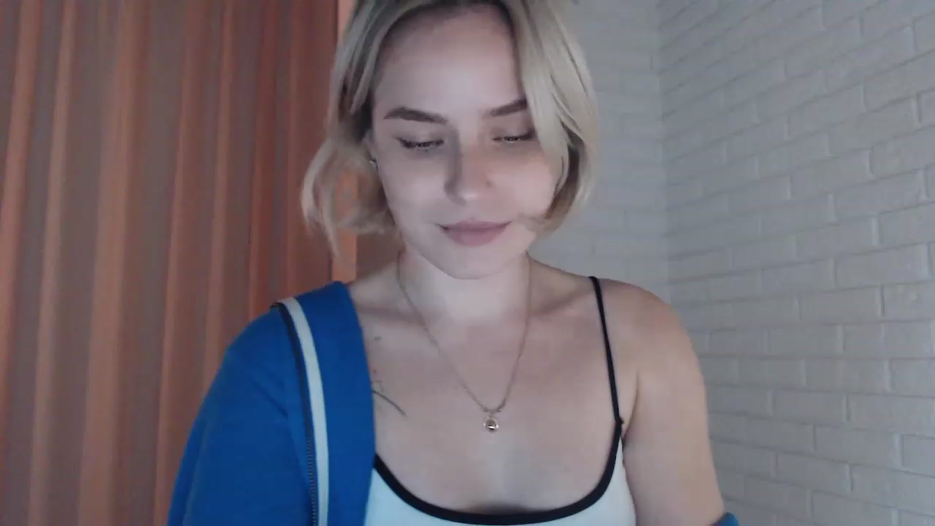 Gallery image thumbnail from EMMA_U2's myfreecams stream on, 01/27/2023, 18:48 image 20 of 20