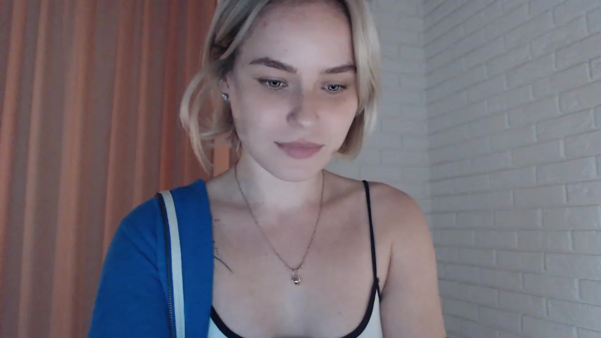 Gallery image thumbnail from EMMA_U2's myfreecams stream on, 01/27/2023, 18:48 image 13 of 20