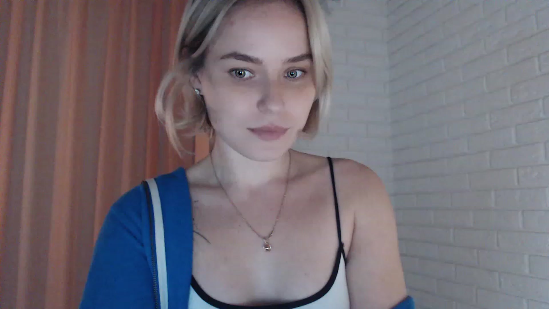 Gallery image thumbnail from EMMA_U2's myfreecams stream on, 01/27/2023, 18:48 image 14 of 20
