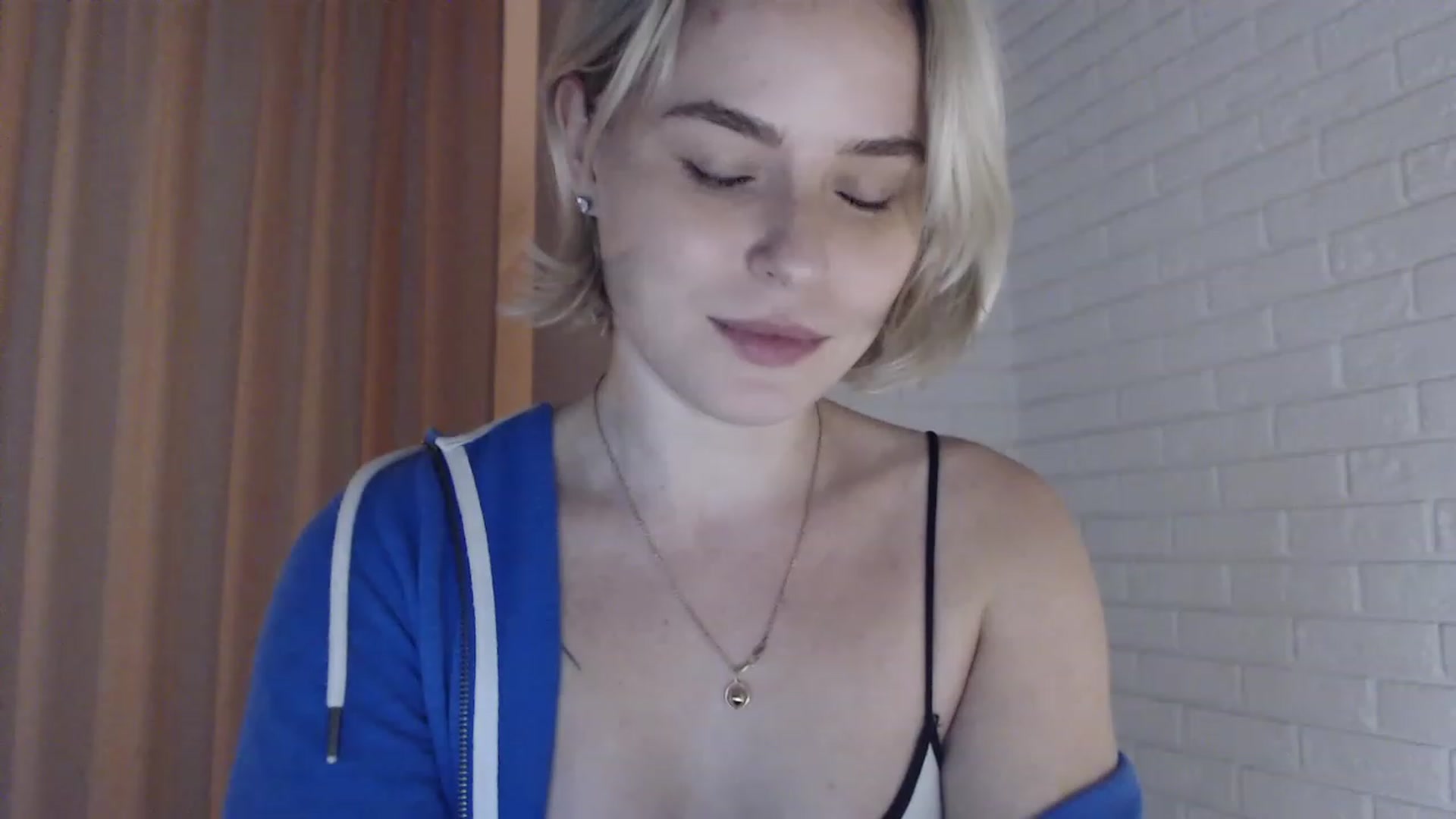 Gallery image thumbnail from EMMA_U2's myfreecams stream on, 01/27/2023, 18:48 image 7 of 20