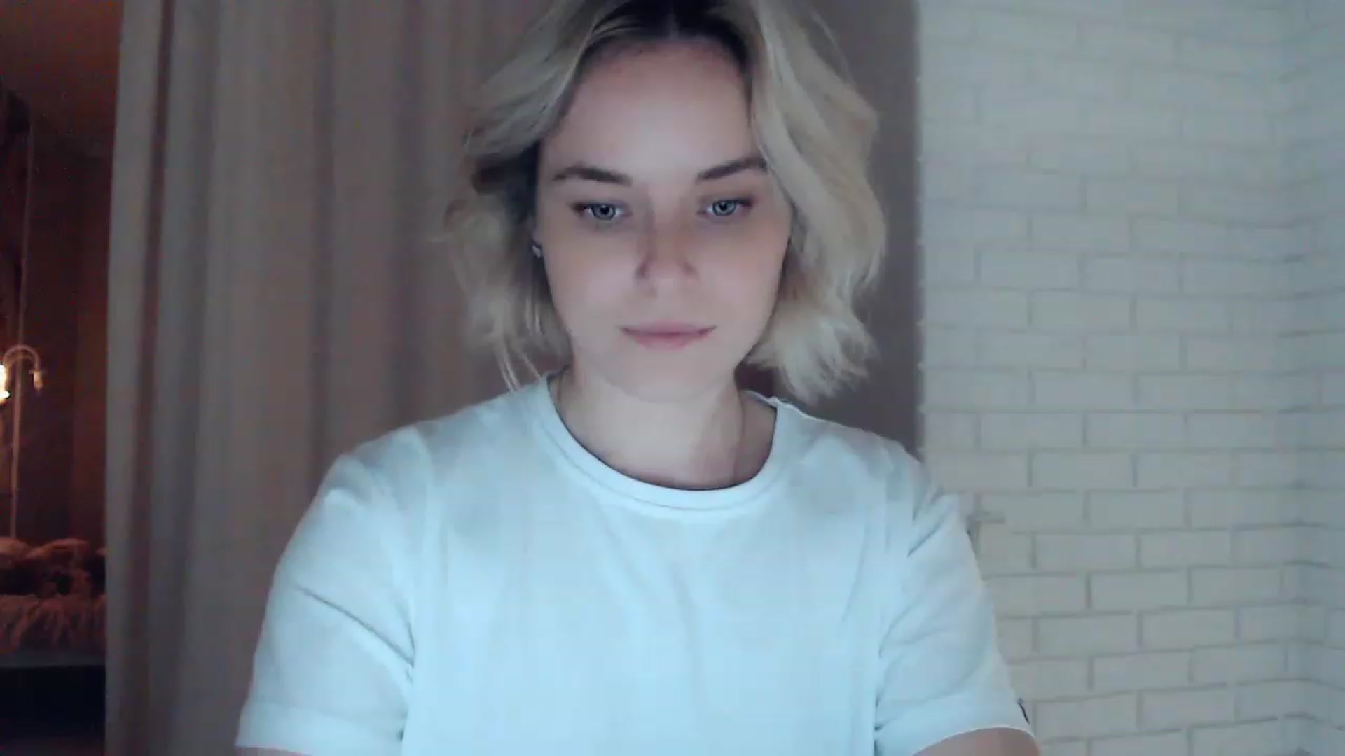 Gallery image thumbnail from EMMA_U2's myfreecams stream on, 01/30/2023, 03:43 image 4 of 20