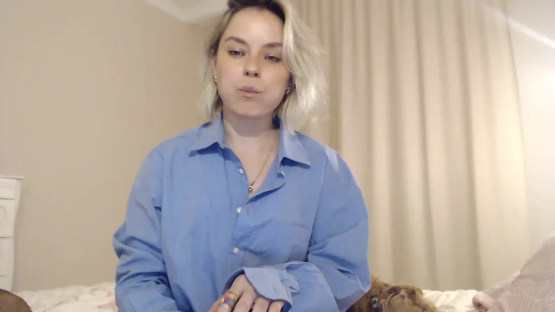 Gallery image thumbnail from EMMA_U2's myfreecams stream on, 02/21/2023, 02:18 image 16 of 20