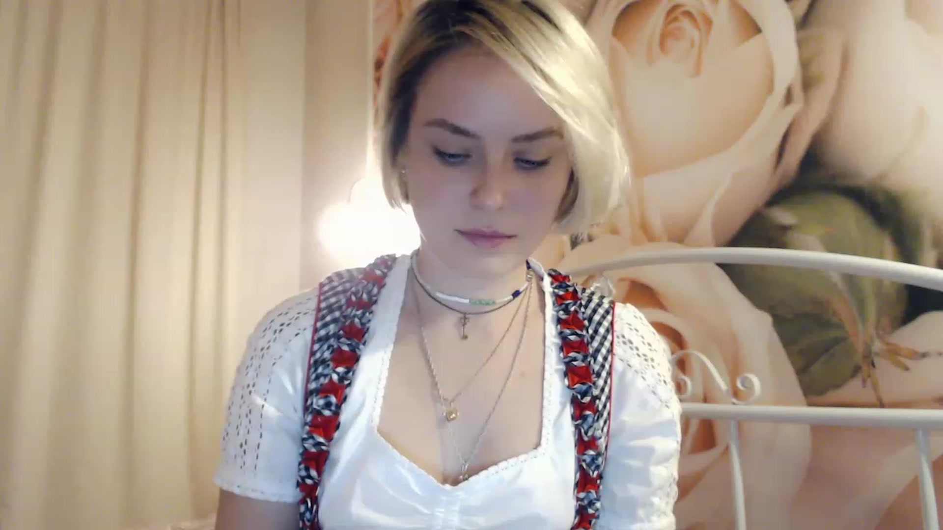Gallery image thumbnail from EMMA_U2's myfreecams stream on, 03/08/2023, 23:34 image 20 of 20