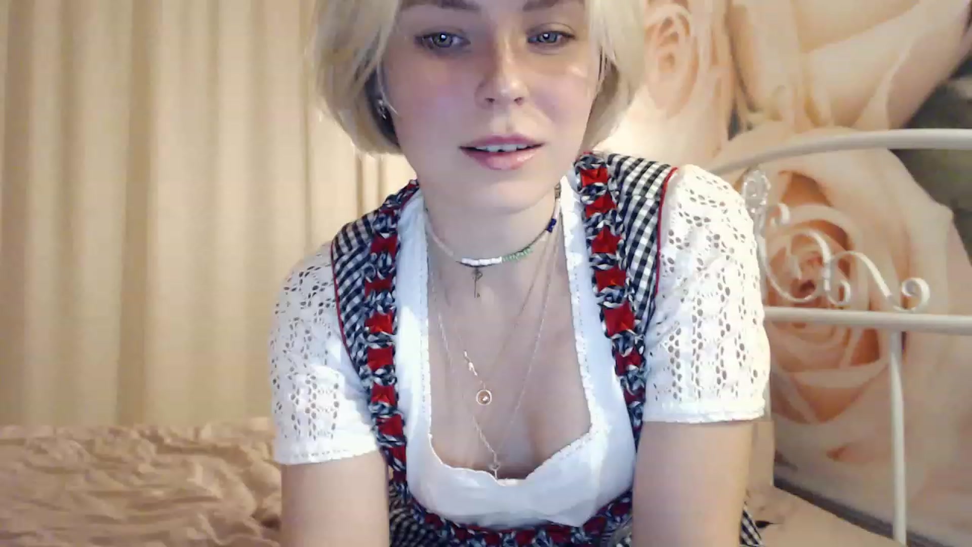 Gallery image thumbnail from EMMA_U2's myfreecams stream on, 03/08/2023, 23:34 image 6 of 20