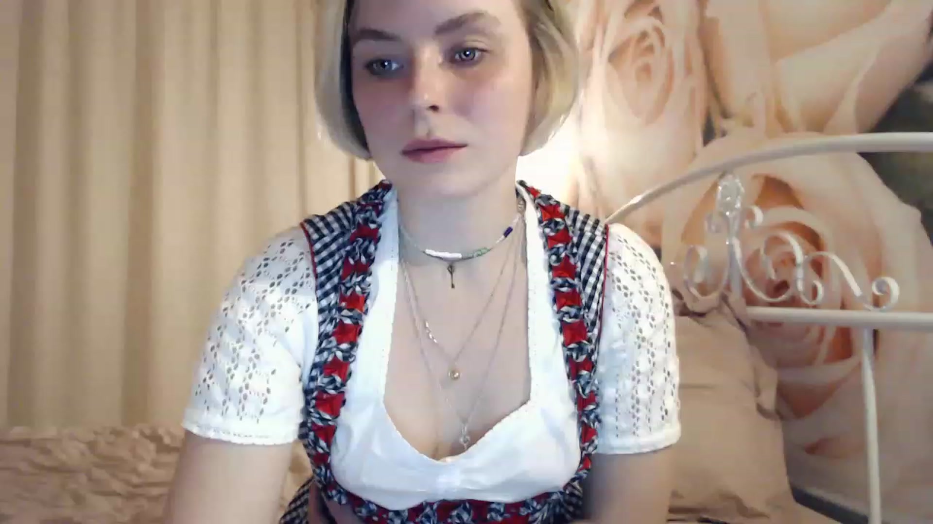 Gallery image thumbnail from EMMA_U2's myfreecams stream on, 03/08/2023, 23:34 image 1 of 20