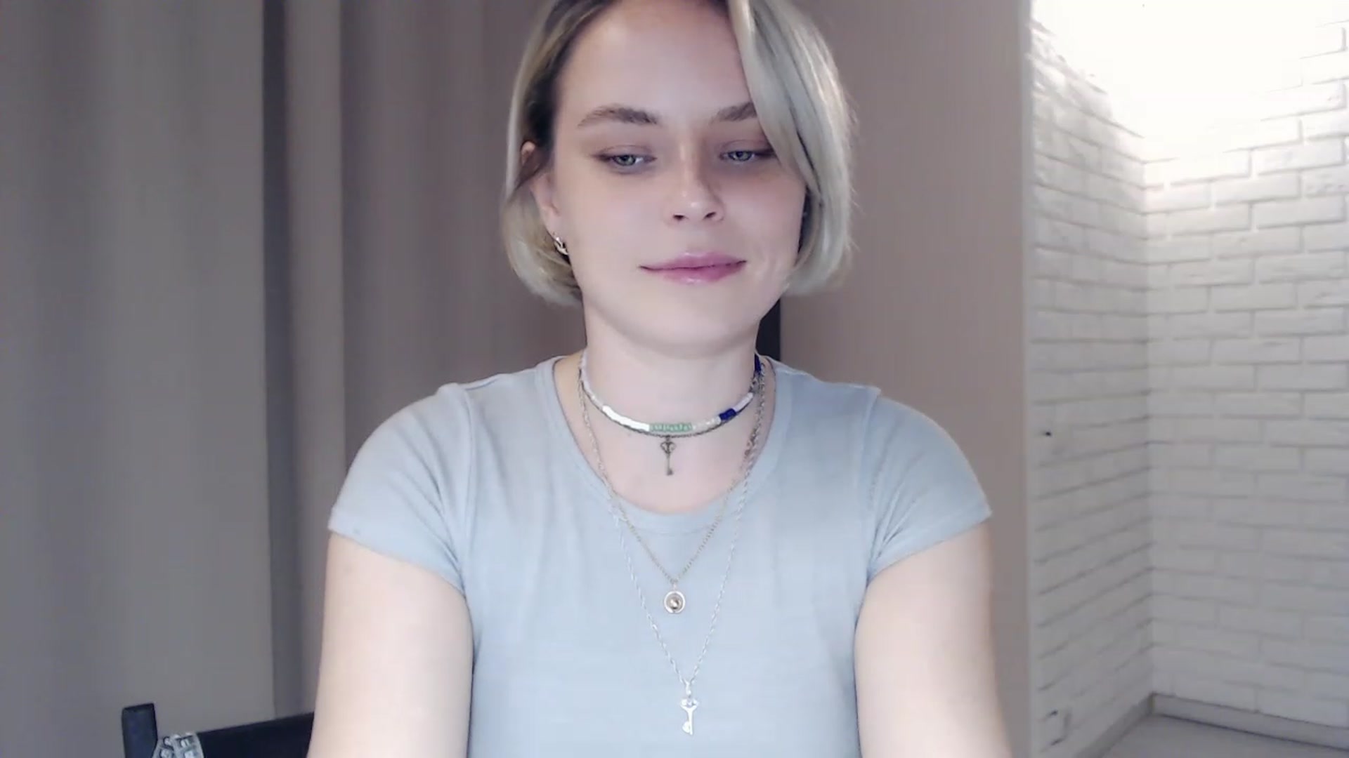 Gallery image thumbnail from EMMA_U2's myfreecams stream on, 03/11/2023, 01:43 image 20 of 20