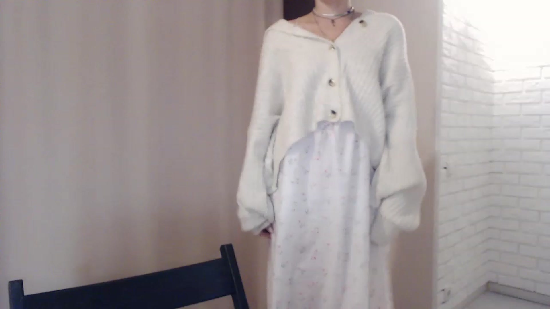 Gallery image thumbnail from EMMA_U2's myfreecams stream on, 03/15/2023, 02:50 image 18 of 20