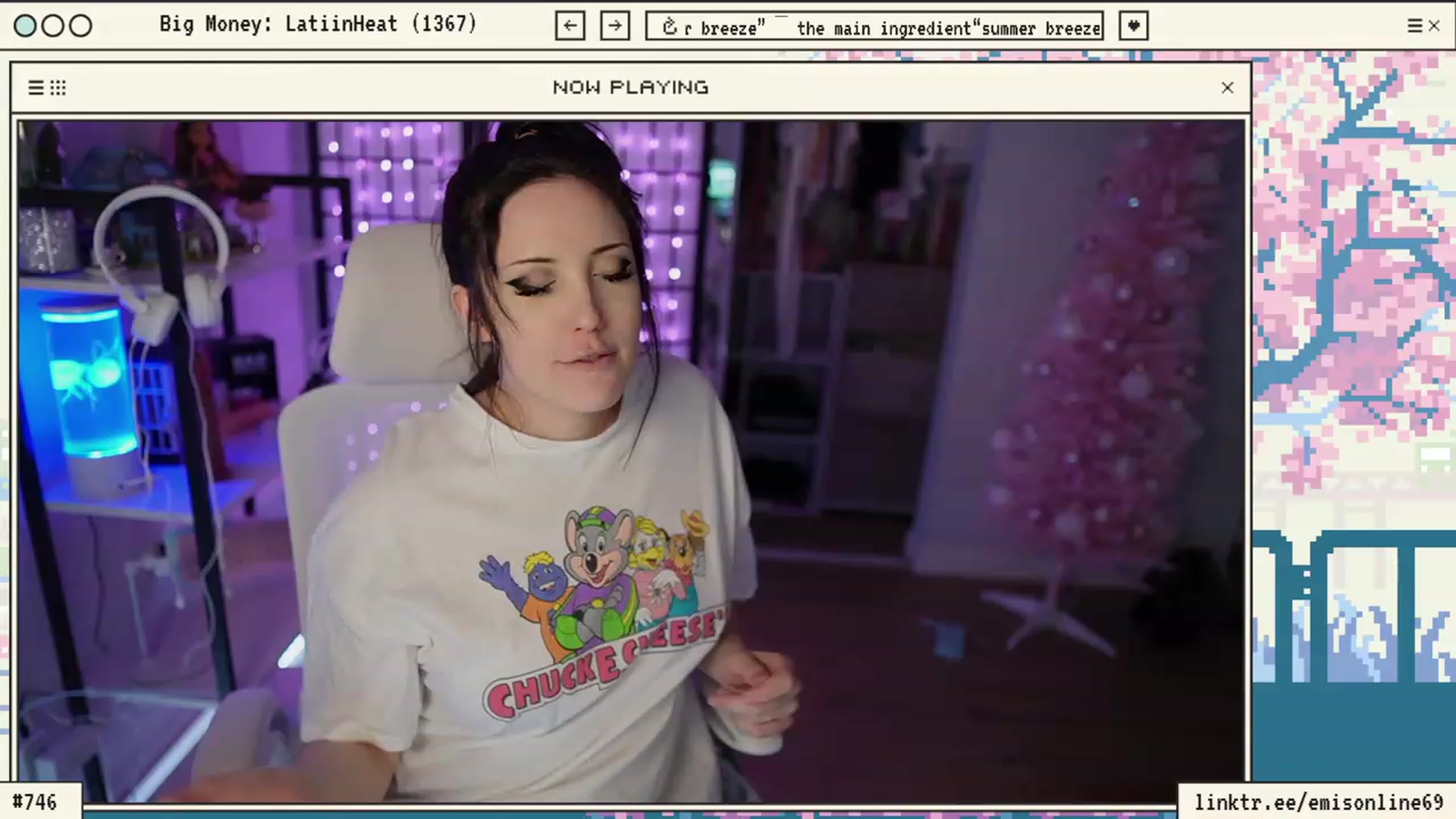 Gallery image thumbnail from EMMEL1NE's myfreecams stream on, 12/08/2023, 09:33 image 16 of 20