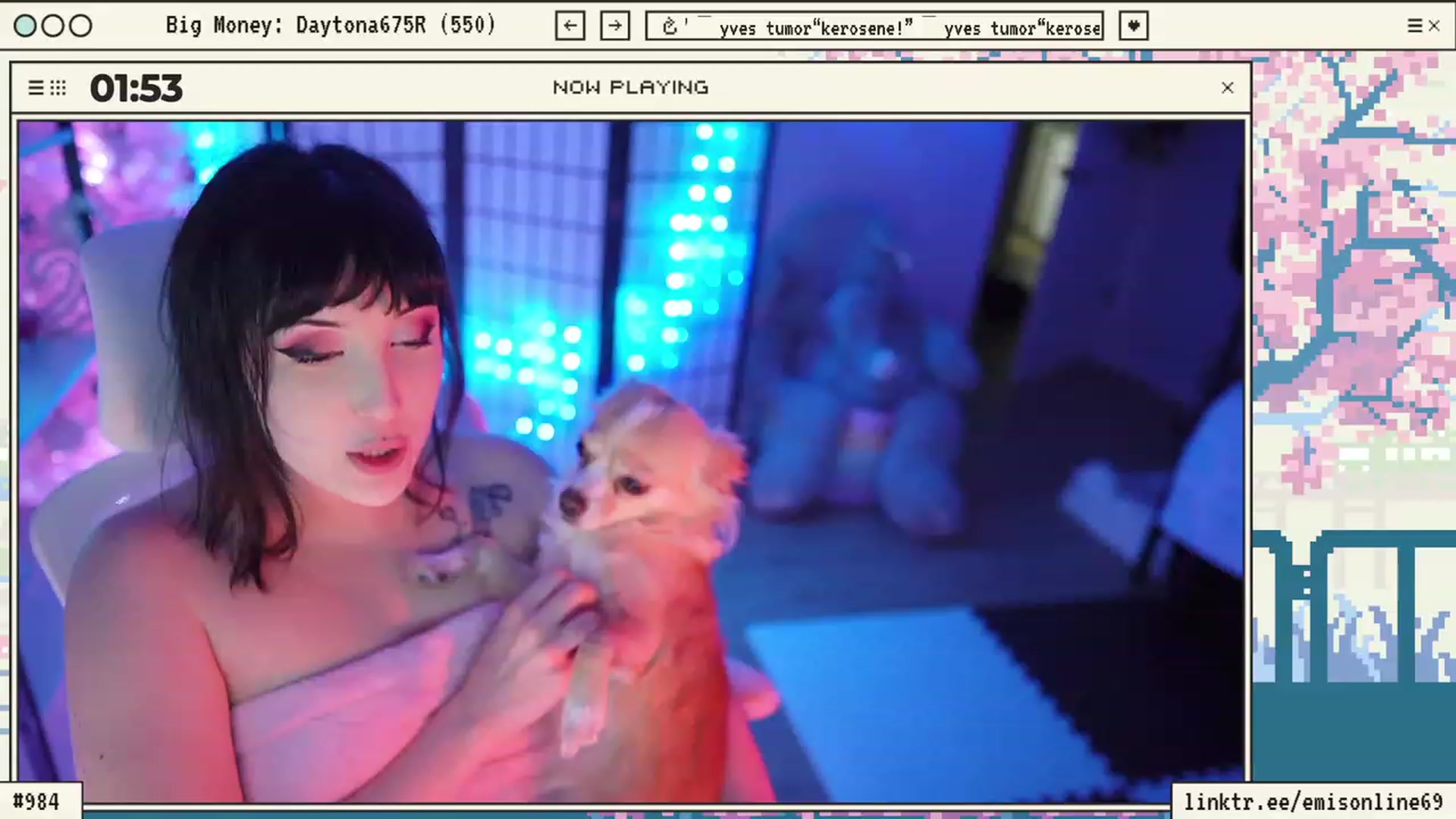Gallery image thumbnail from EMMEL1NE's myfreecams stream on, 12/15/2023, 07:33 image 18 of 20