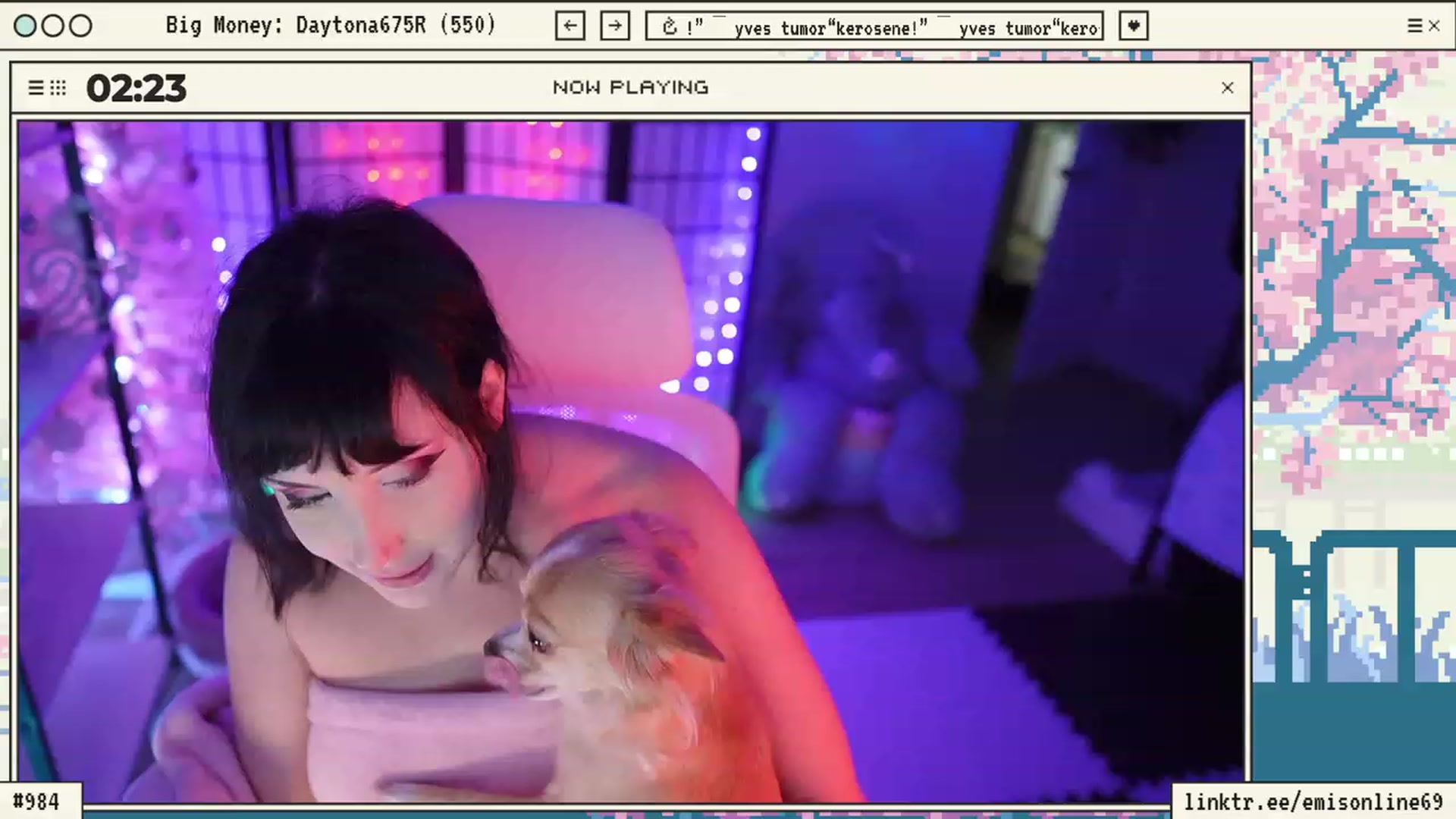 Gallery image thumbnail from EMMEL1NE's myfreecams stream on, 12/15/2023, 07:33 image 17 of 20