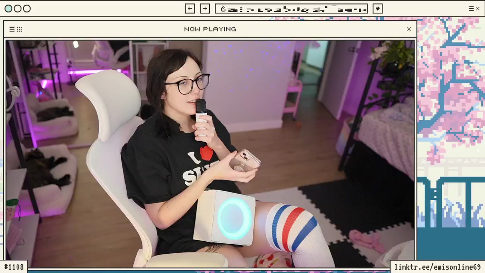 Gallery image thumbnail from EMMEL1NE's myfreecams stream on, 02/11/2024, 10:08 image 19 of 20