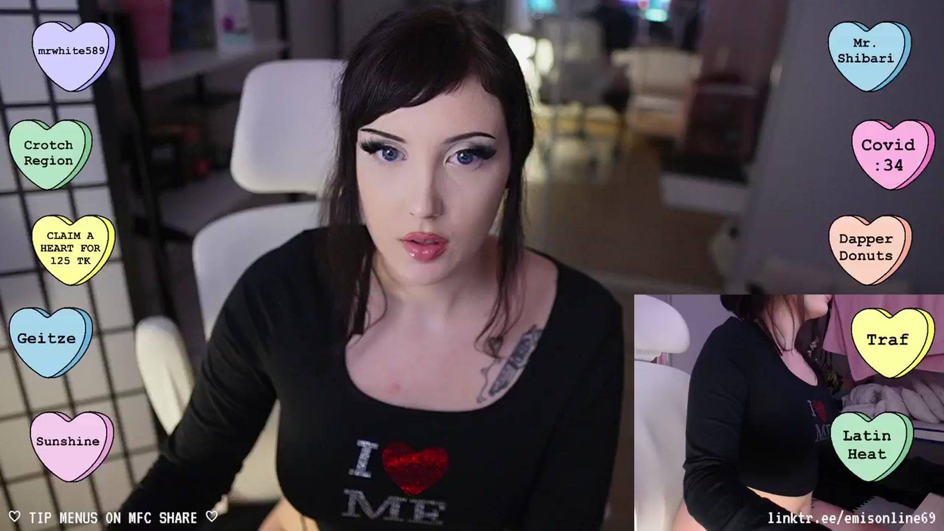 Gallery image thumbnail from EMMEL1NE's myfreecams stream on, 02/26/2024, 06:17 image 15 of 20