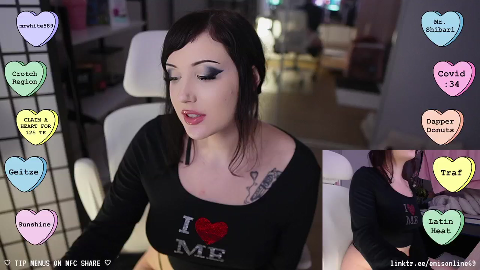 Gallery image thumbnail from EMMEL1NE's myfreecams stream on, 02/26/2024, 06:17 image 18 of 20