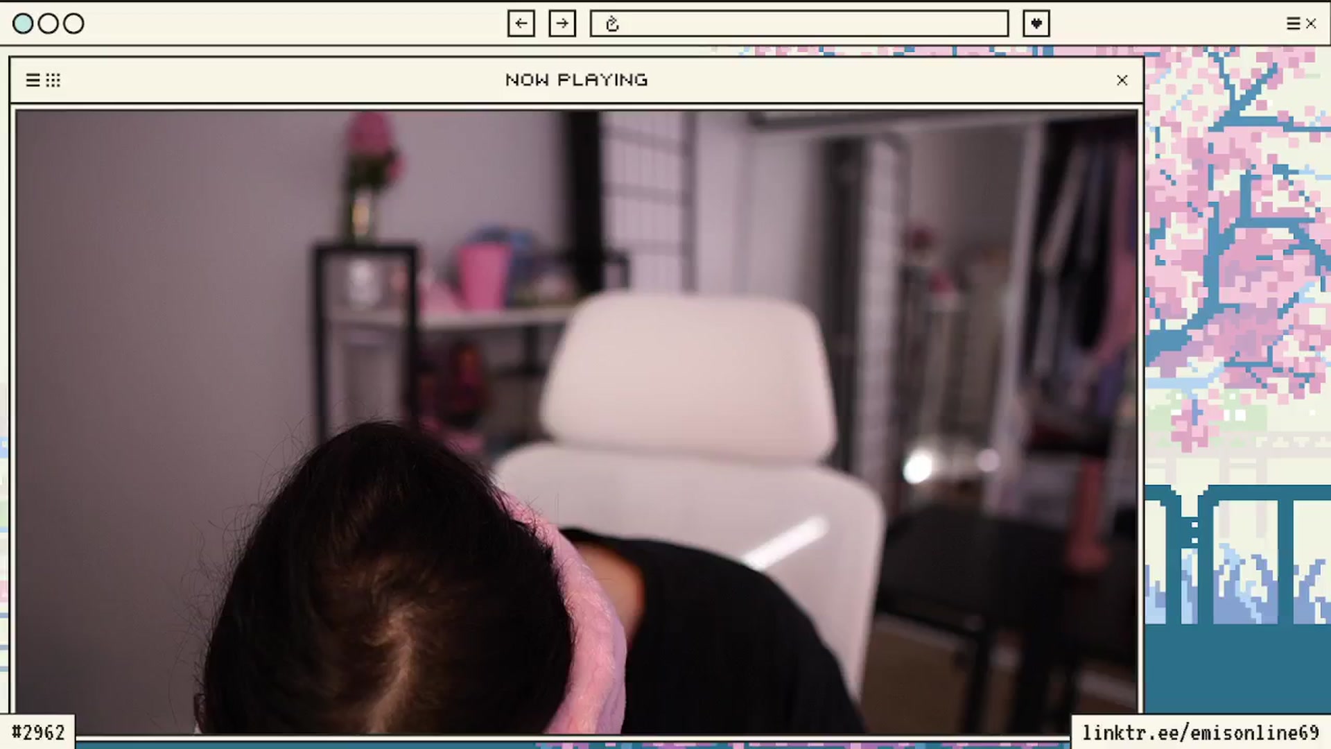 Gallery image thumbnail from EMMEL1NE's myfreecams stream on, 03/02/2024, 22:01 image 7 of 20