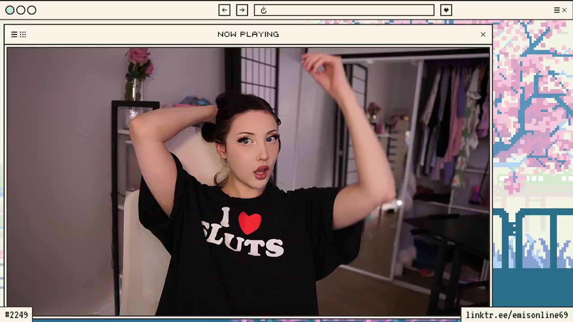 Gallery image thumbnail from EMMEL1NE's myfreecams stream on, 03/02/2024, 22:01 image 18 of 20