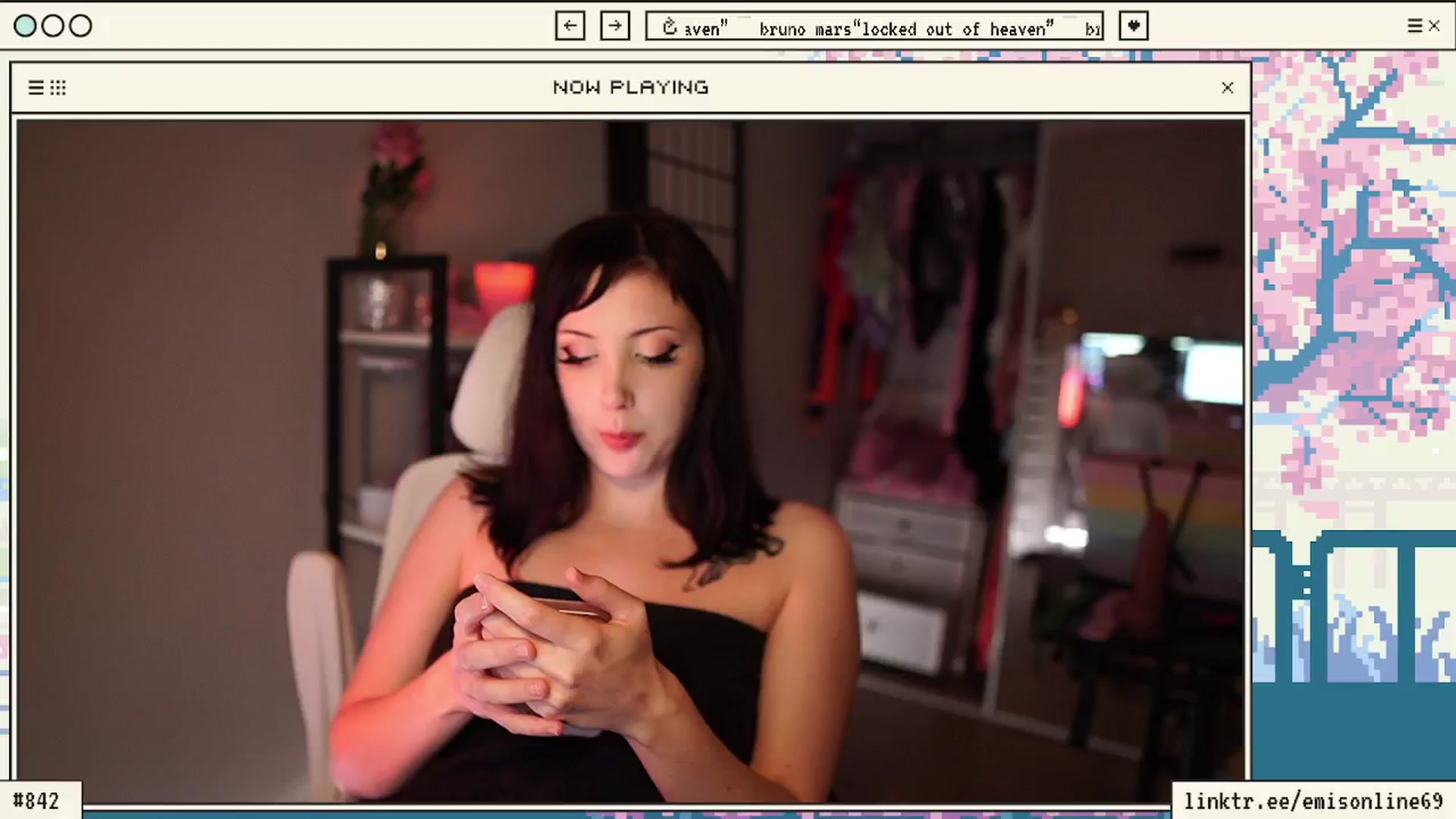 Gallery image thumbnail from EMMEL1NE's myfreecams stream on, 03/03/2024, 03:16 image 14 of 20