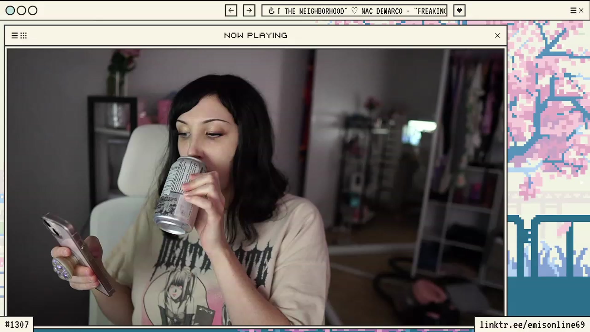 Gallery image thumbnail from EMMEL1NE's myfreecams stream on, 03/11/2024, 24:46 image 16 of 20