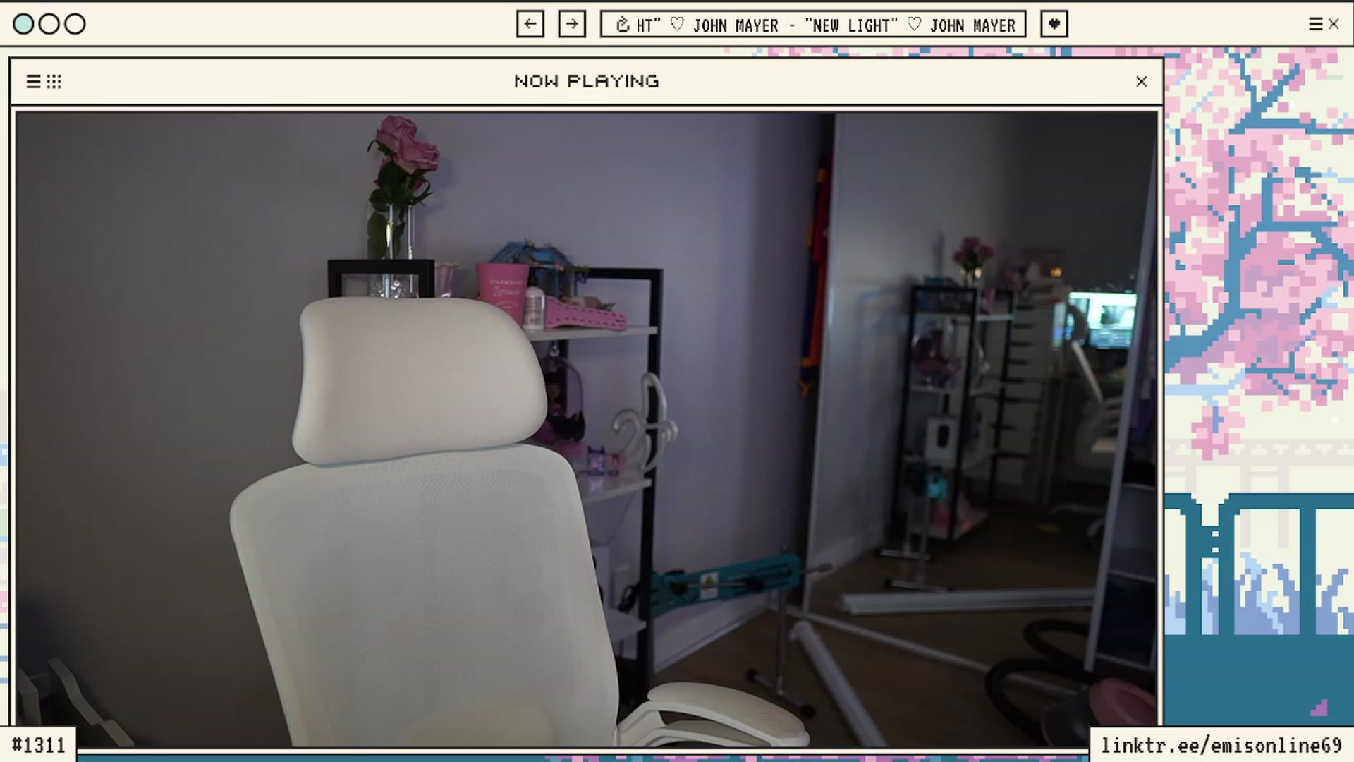 Gallery image thumbnail from EMMEL1NE's myfreecams stream on, 03/11/2024, 24:46 image 8 of 20