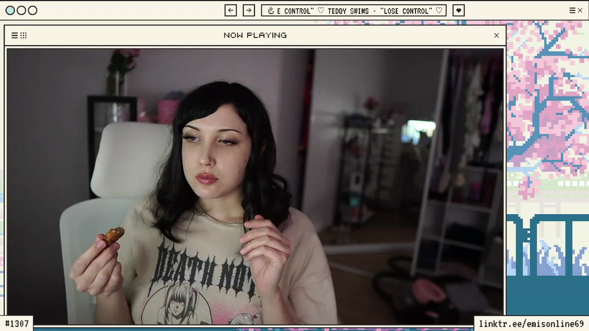 Gallery image thumbnail from EMMEL1NE's myfreecams stream on, 03/11/2024, 24:46 image 18 of 20
