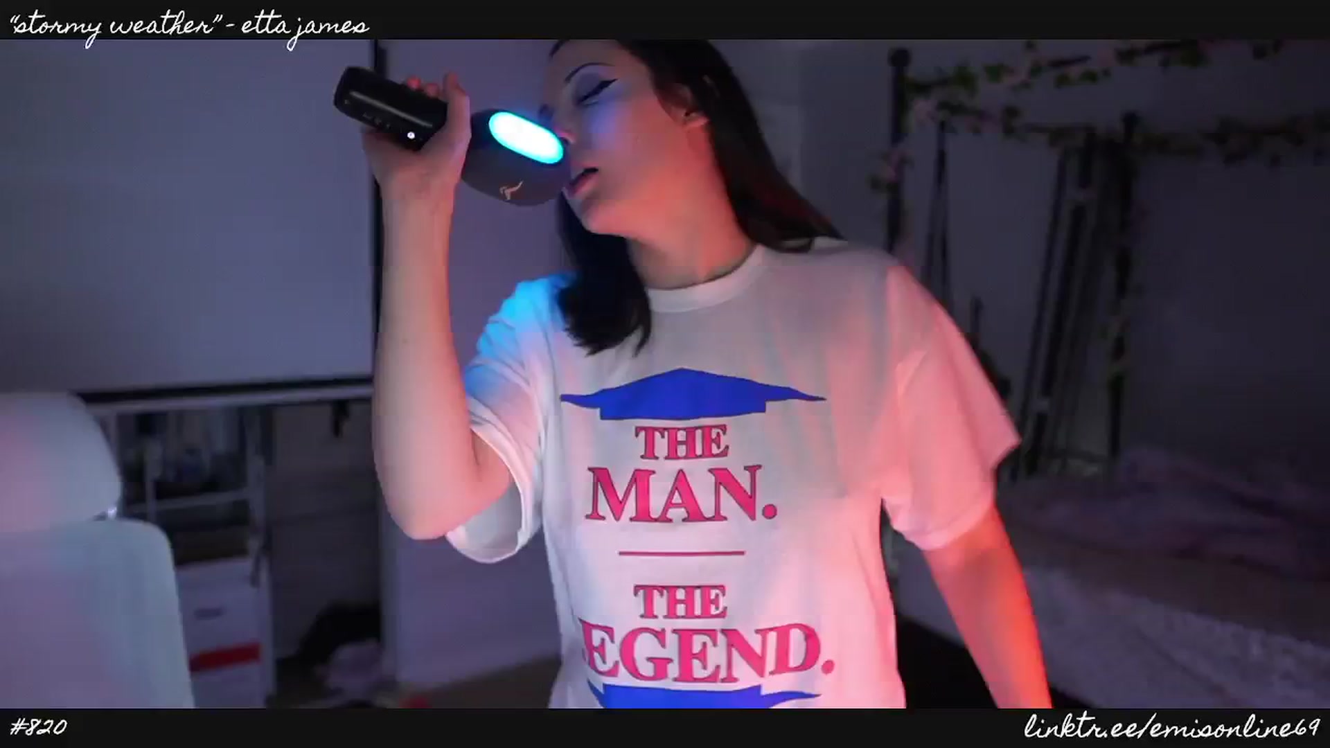 Gallery image thumbnail from EMMEL1NE's myfreecams stream on, 04/20/2024, 10:14 image 15 of 20