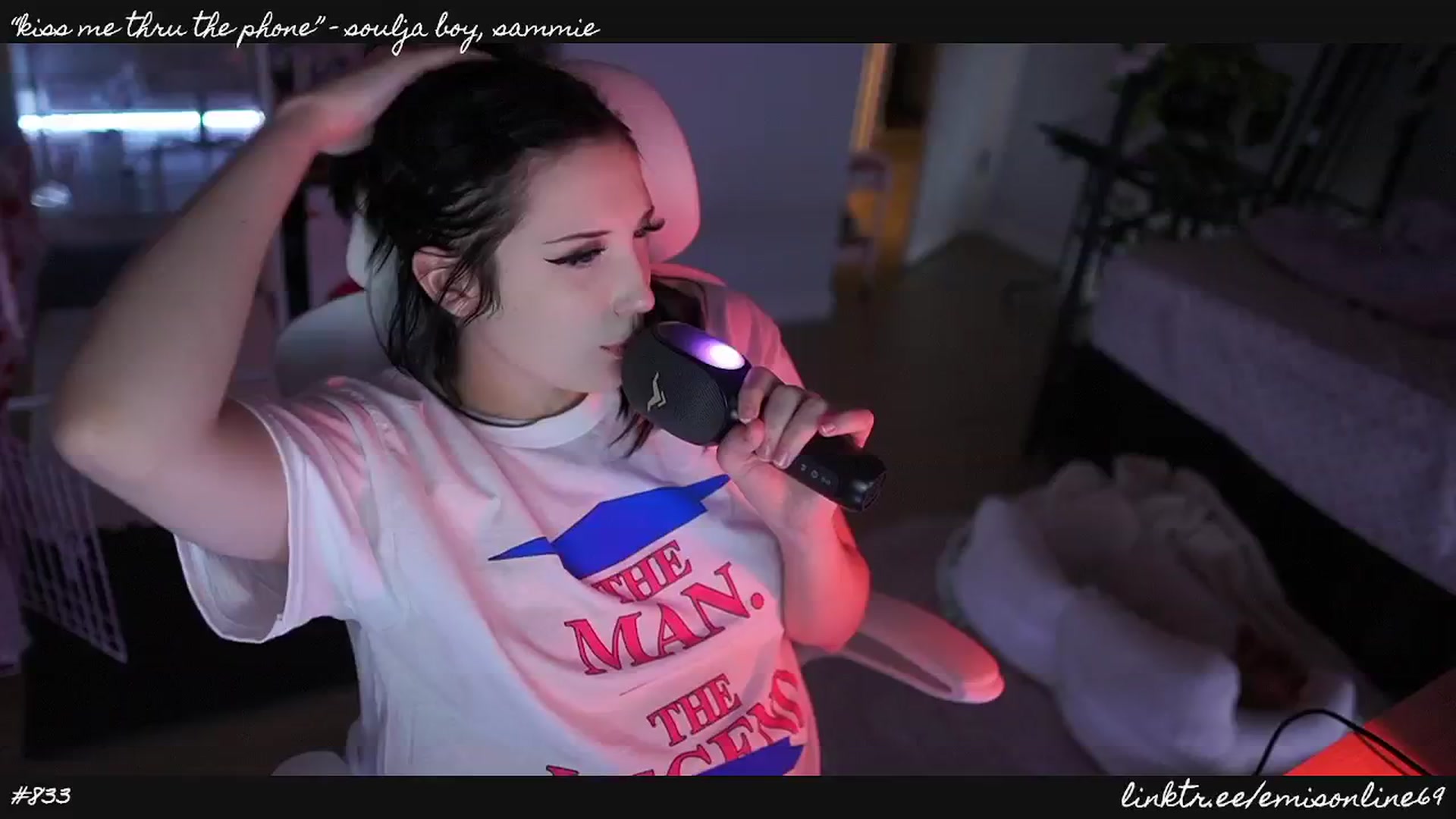 Gallery image thumbnail from EMMEL1NE's myfreecams stream on, 04/20/2024, 10:14 image 9 of 20