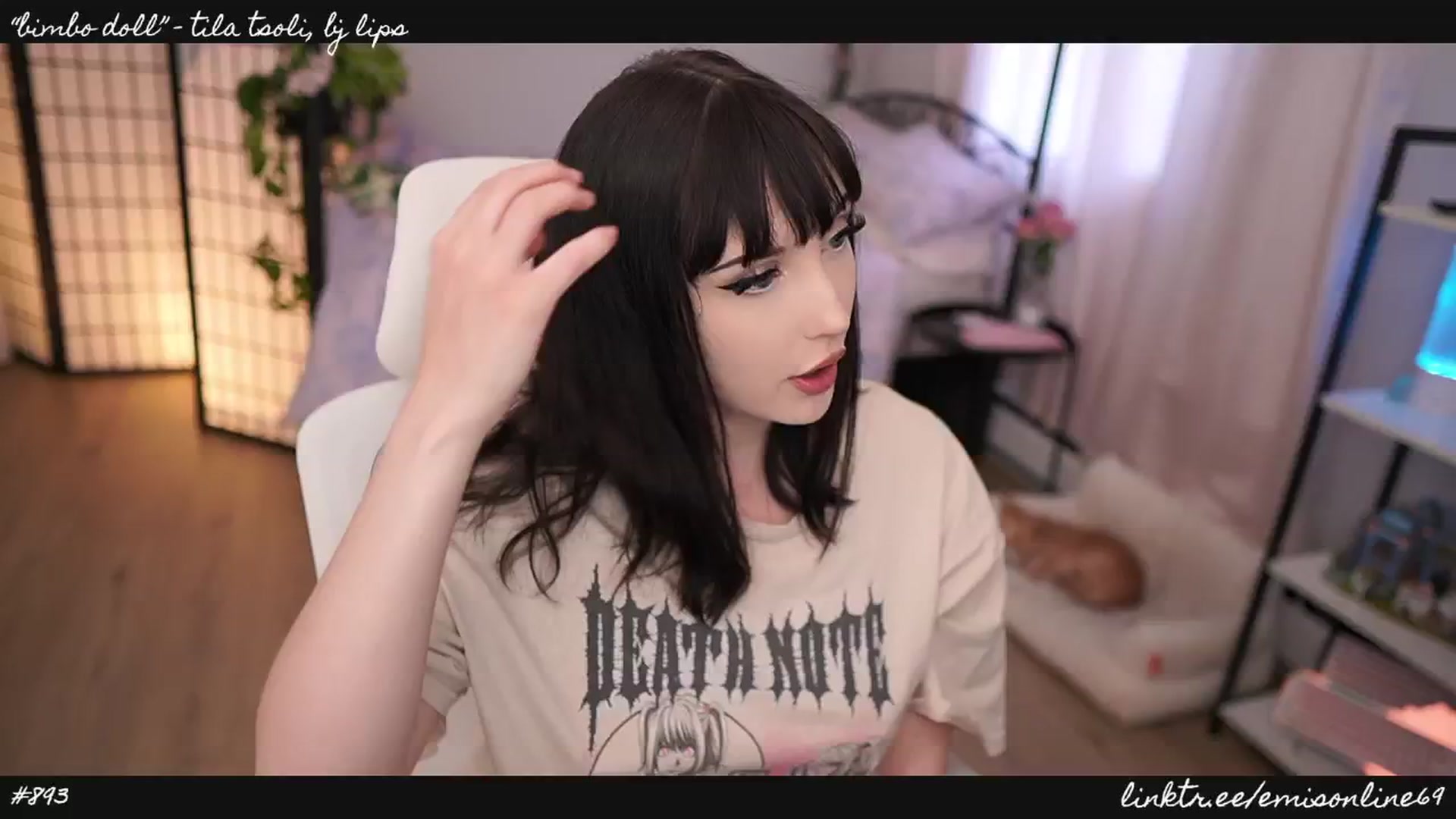 Gallery image thumbnail from EMMEL1NE's myfreecams stream on, 04/24/2024, 01:48 image 2 of 20