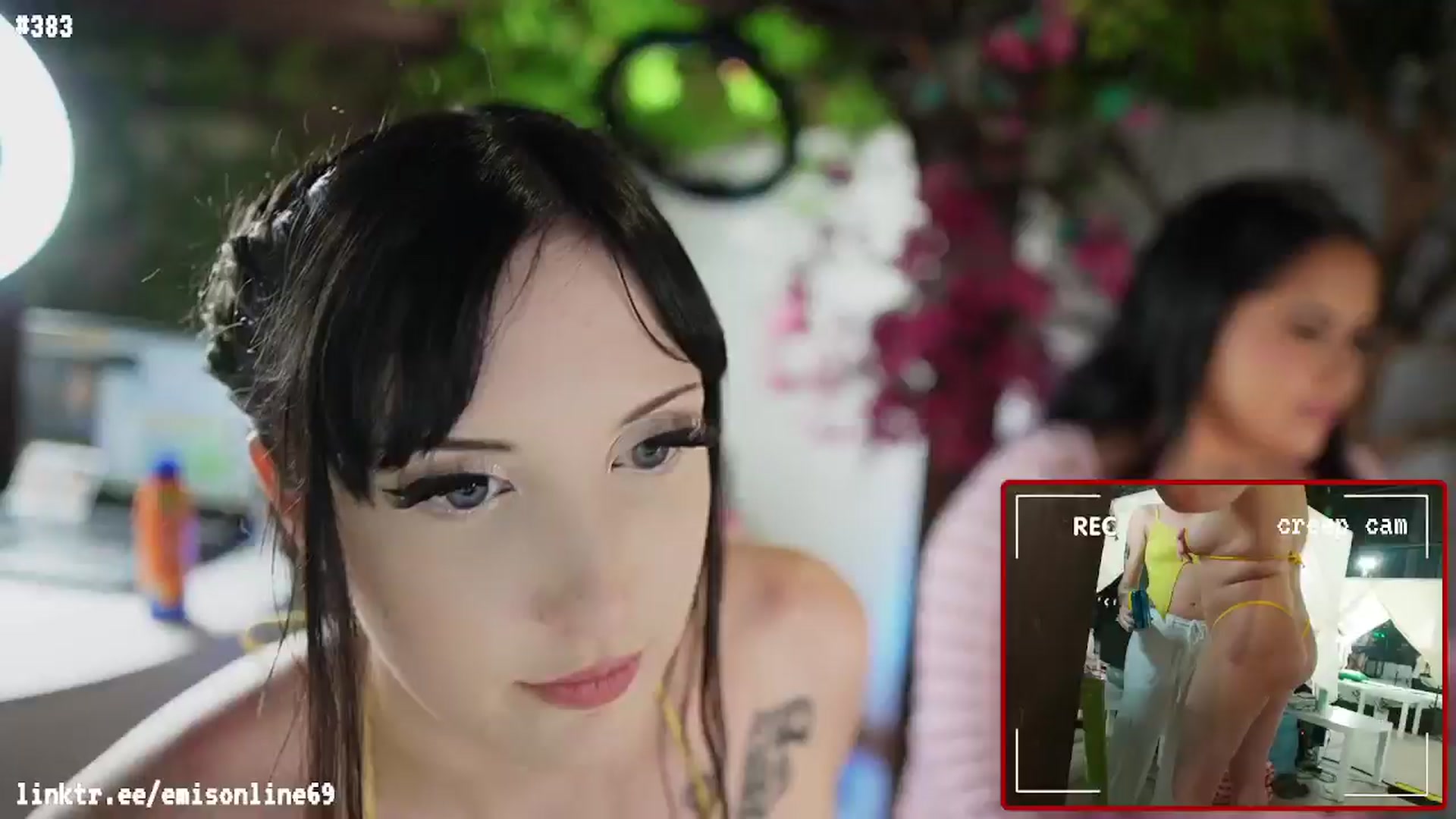 Gallery image thumbnail from EMMEL1NE's myfreecams stream on, 05/21/2024, 05:54 image 7 of 20