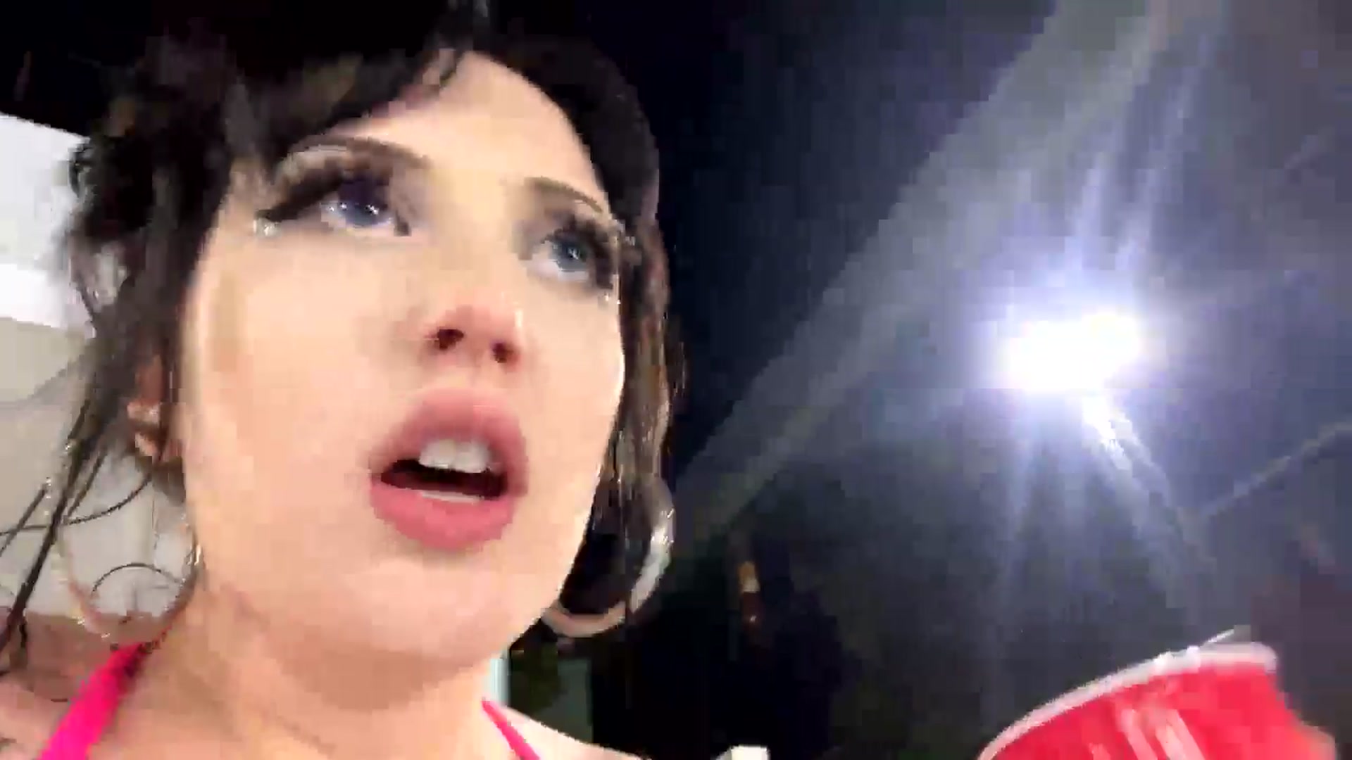 Gallery image thumbnail from EMMEL1NE's myfreecams stream on, 05/23/2024, 08:00 image 7 of 20