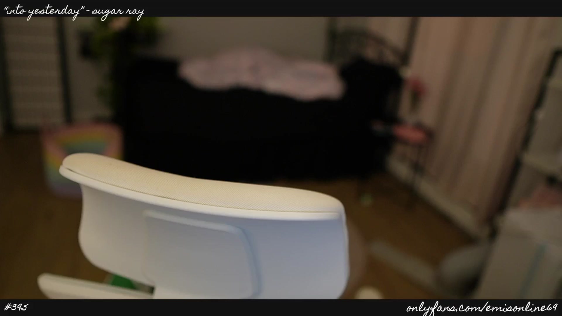 Gallery image thumbnail from EMMEL1NE's myfreecams stream on, 05/30/2024, 07:32 image 15 of 20