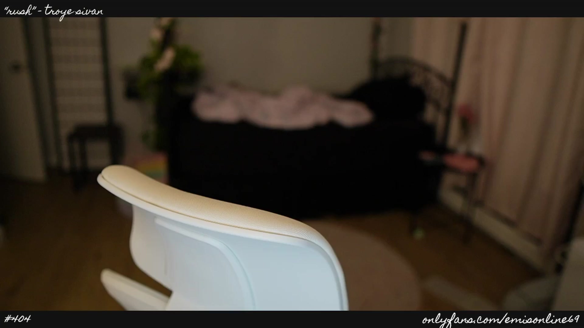 Gallery image thumbnail from EMMEL1NE's myfreecams stream on, 05/31/2024, 04:44 image 7 of 20