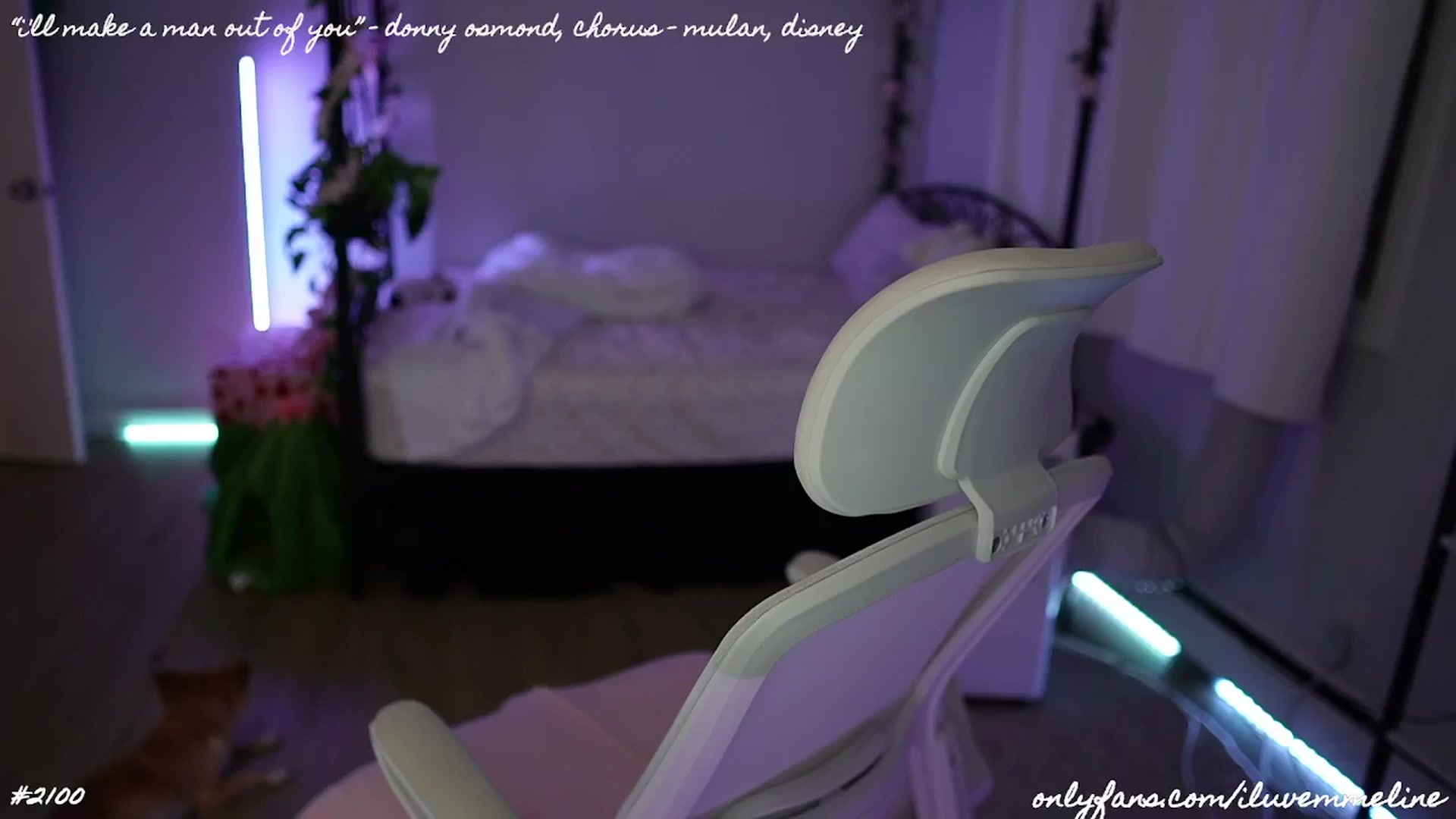Gallery image thumbnail from EMMEL1NE's myfreecams stream on, 07/09/2024, 05:25 image 14 of 20
