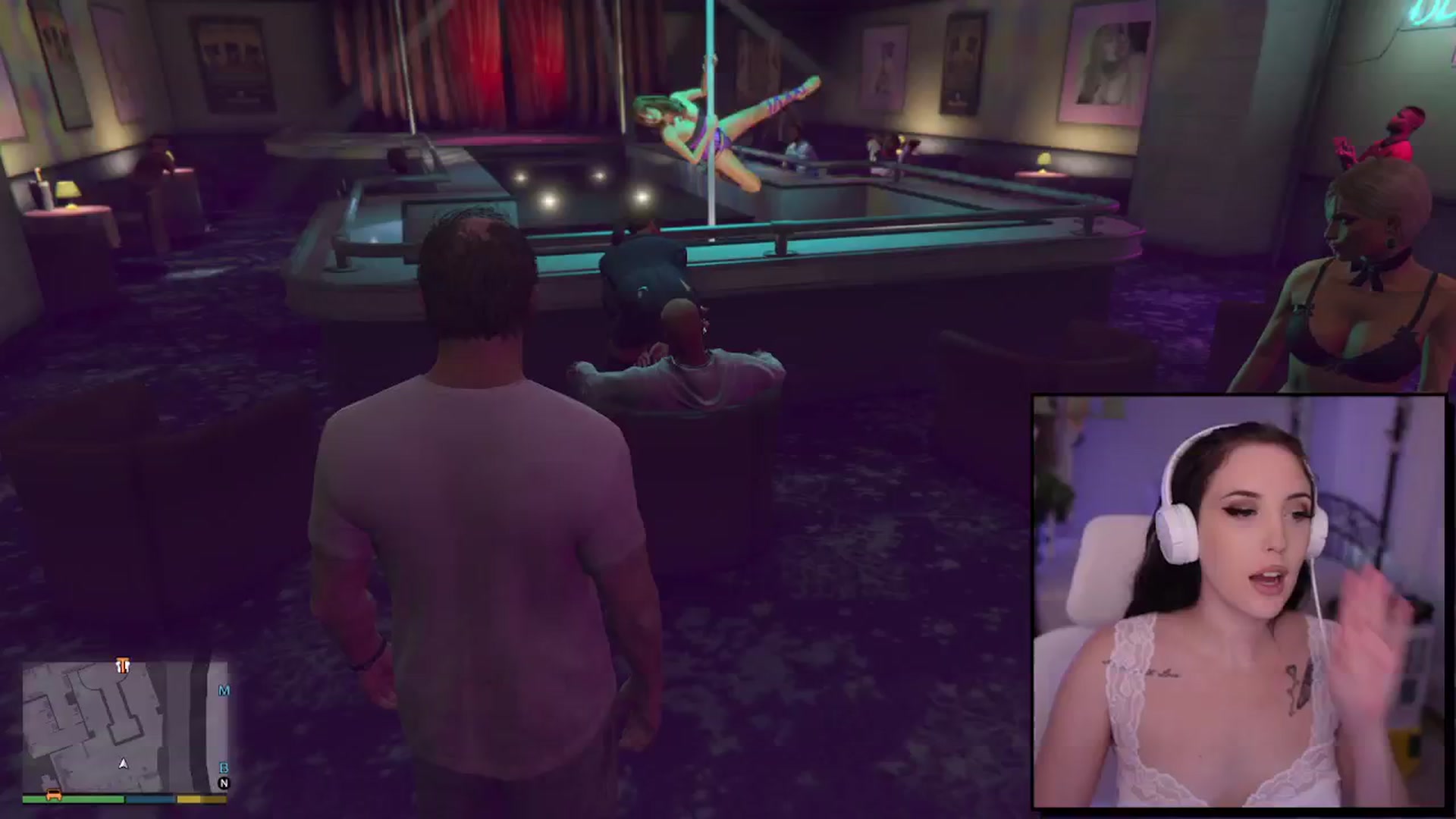 Gallery image thumbnail from EMMEL1NE's myfreecams stream on, 07/23/2024, 03:41 image 13 of 20