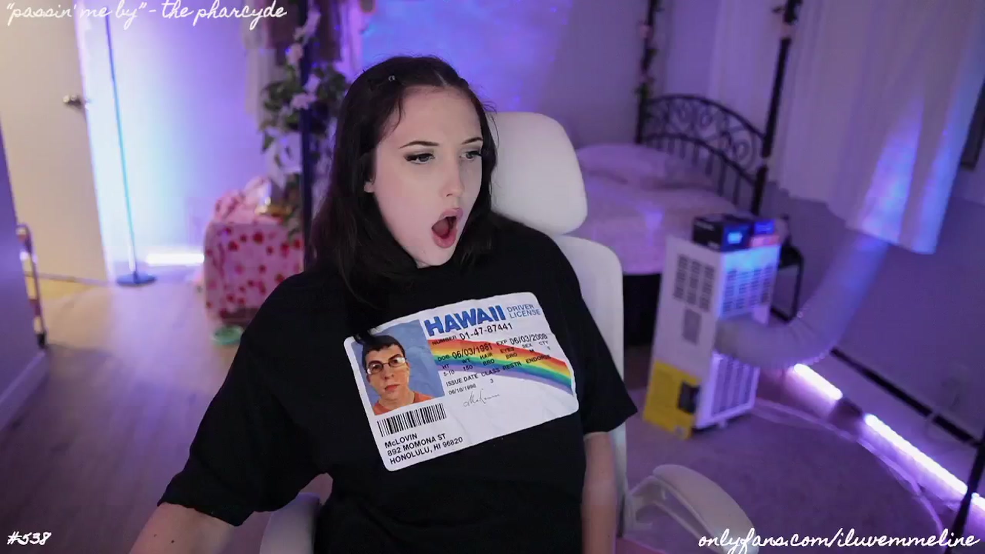 Gallery image thumbnail from EMMEL1NE's myfreecams stream on, 07/25/2024, 05:12 image 3 of 20