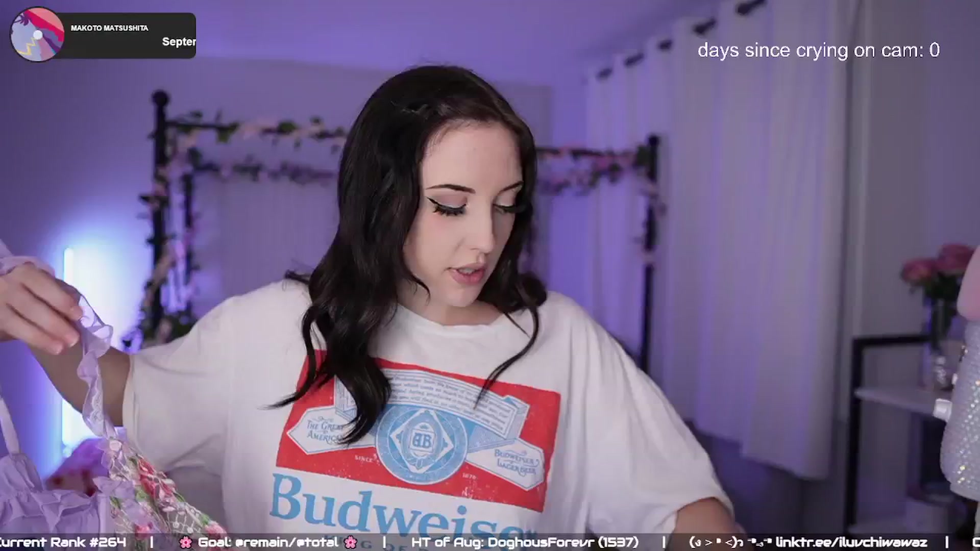 Gallery image thumbnail from EMMEL1NE's myfreecams stream on, 08/09/2024, 03:38 image 9 of 20