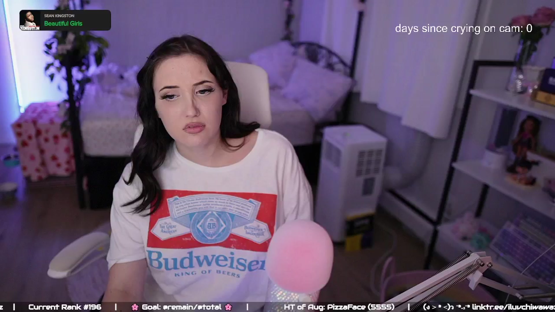 Gallery image thumbnail from EMMEL1NE's myfreecams stream on, 08/09/2024, 04:47 image 17 of 20
