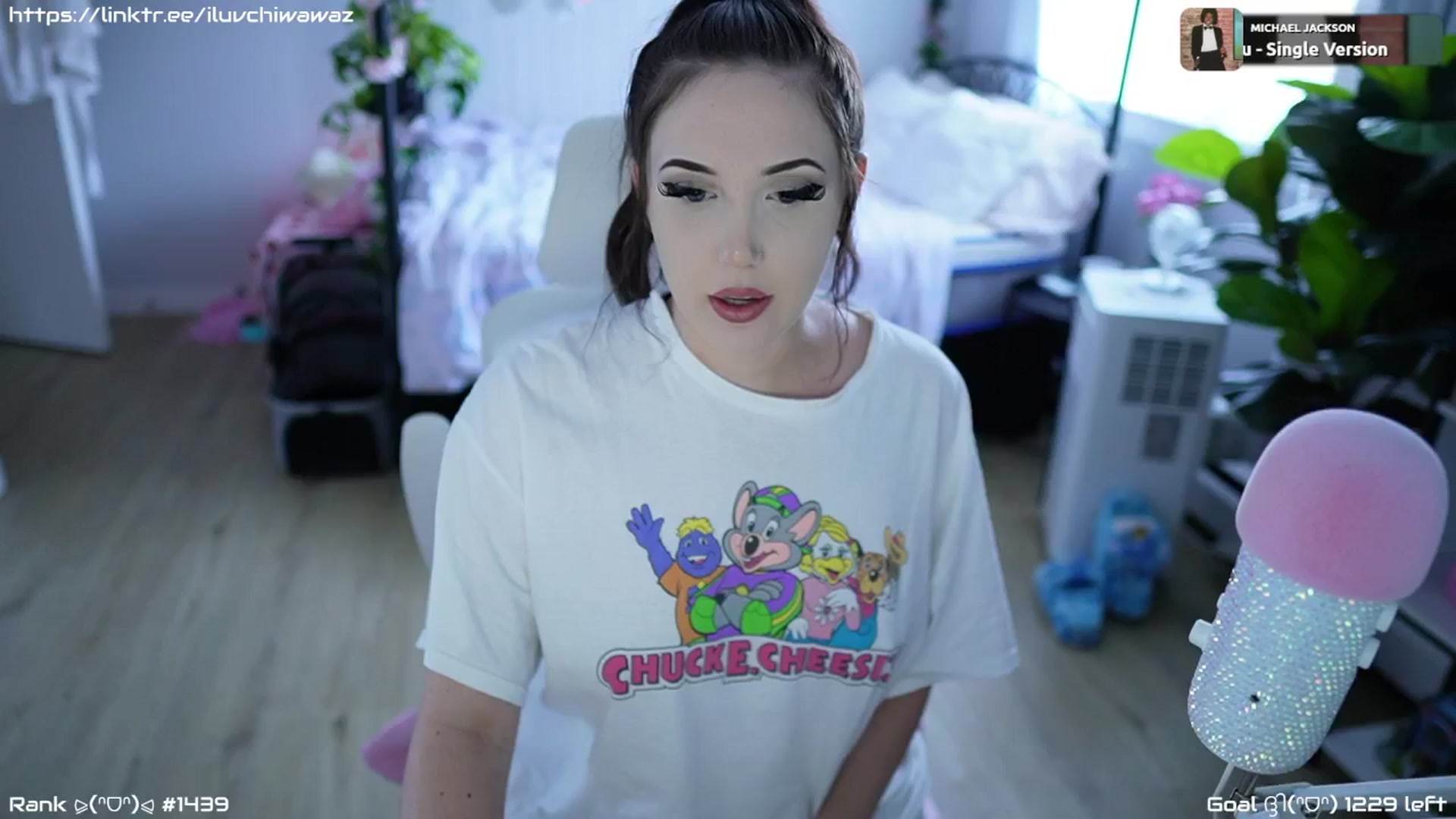 Gallery image thumbnail from EMMEL1NE's myfreecams stream on, 09/05/2024, 24:00 image 13 of 20