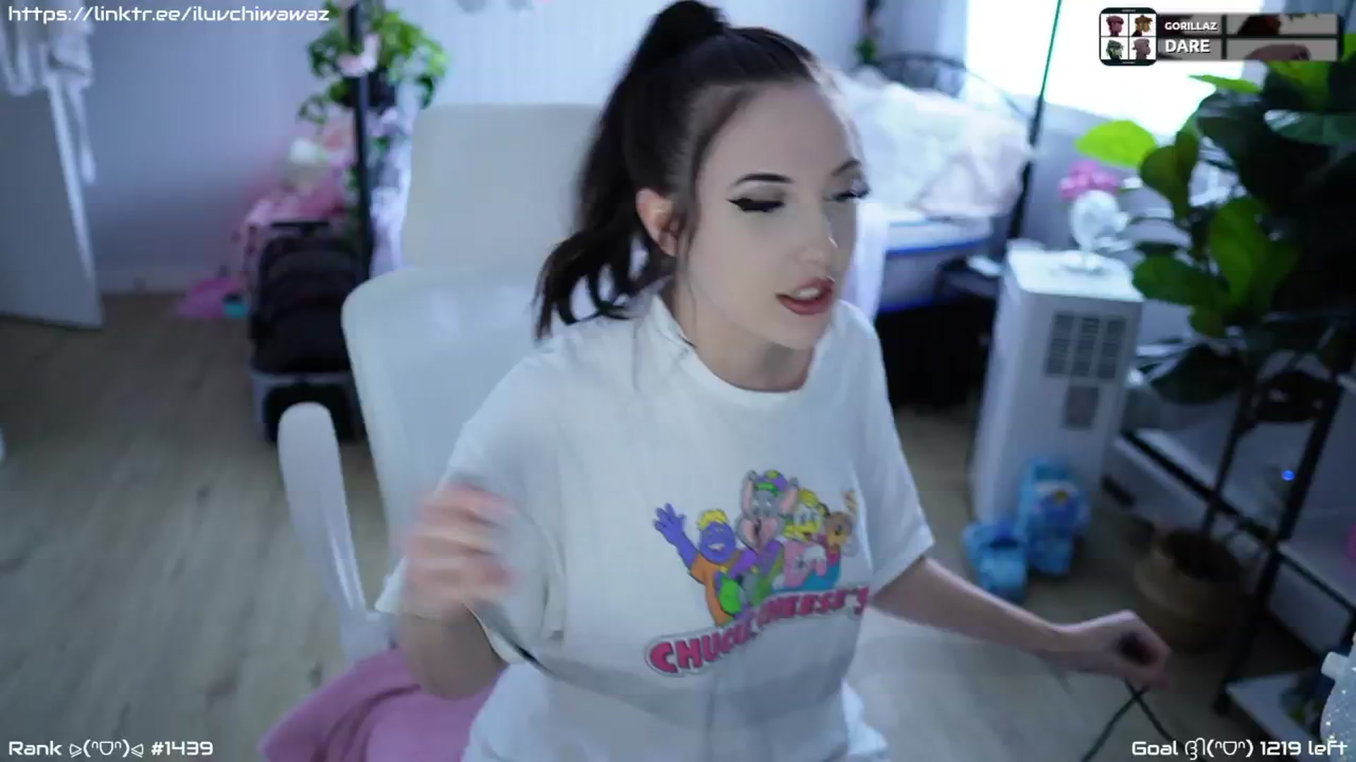 Gallery image thumbnail from EMMEL1NE's myfreecams stream on, 09/05/2024, 24:00 image 19 of 20