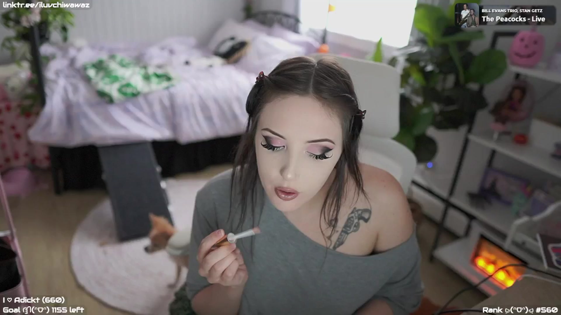 Gallery image thumbnail from EMMEL1NE's myfreecams stream on, 09/21/2024, 01:54 image 12 of 20
